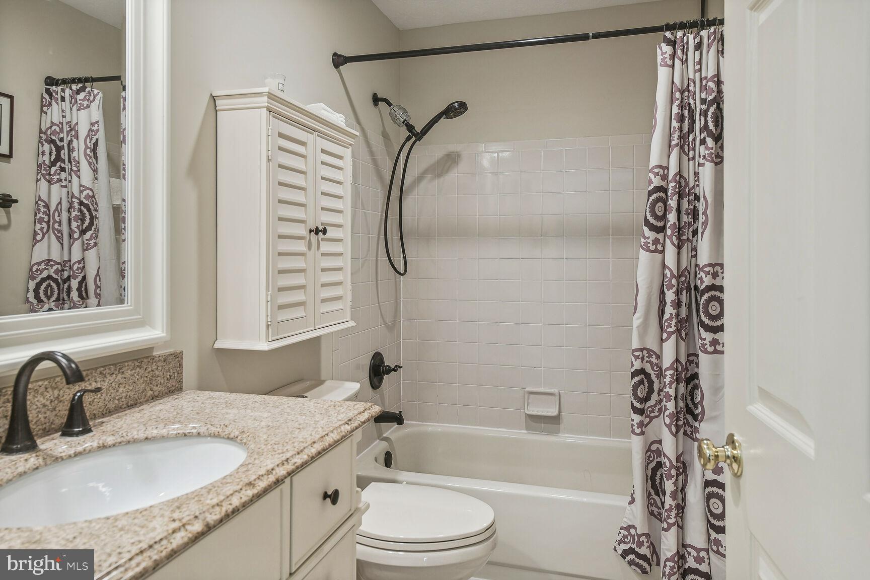 WAVERLY WOODS - Residential