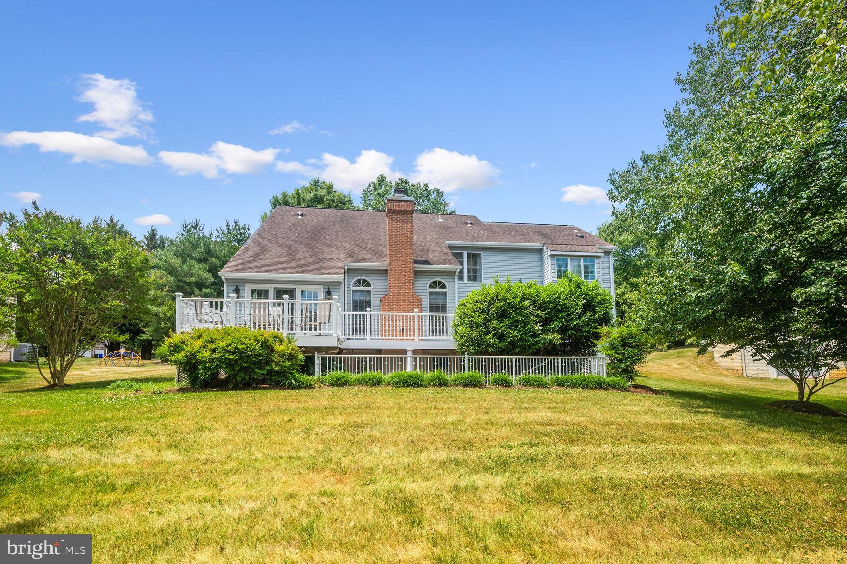 WAVERLY WOODS - Residential