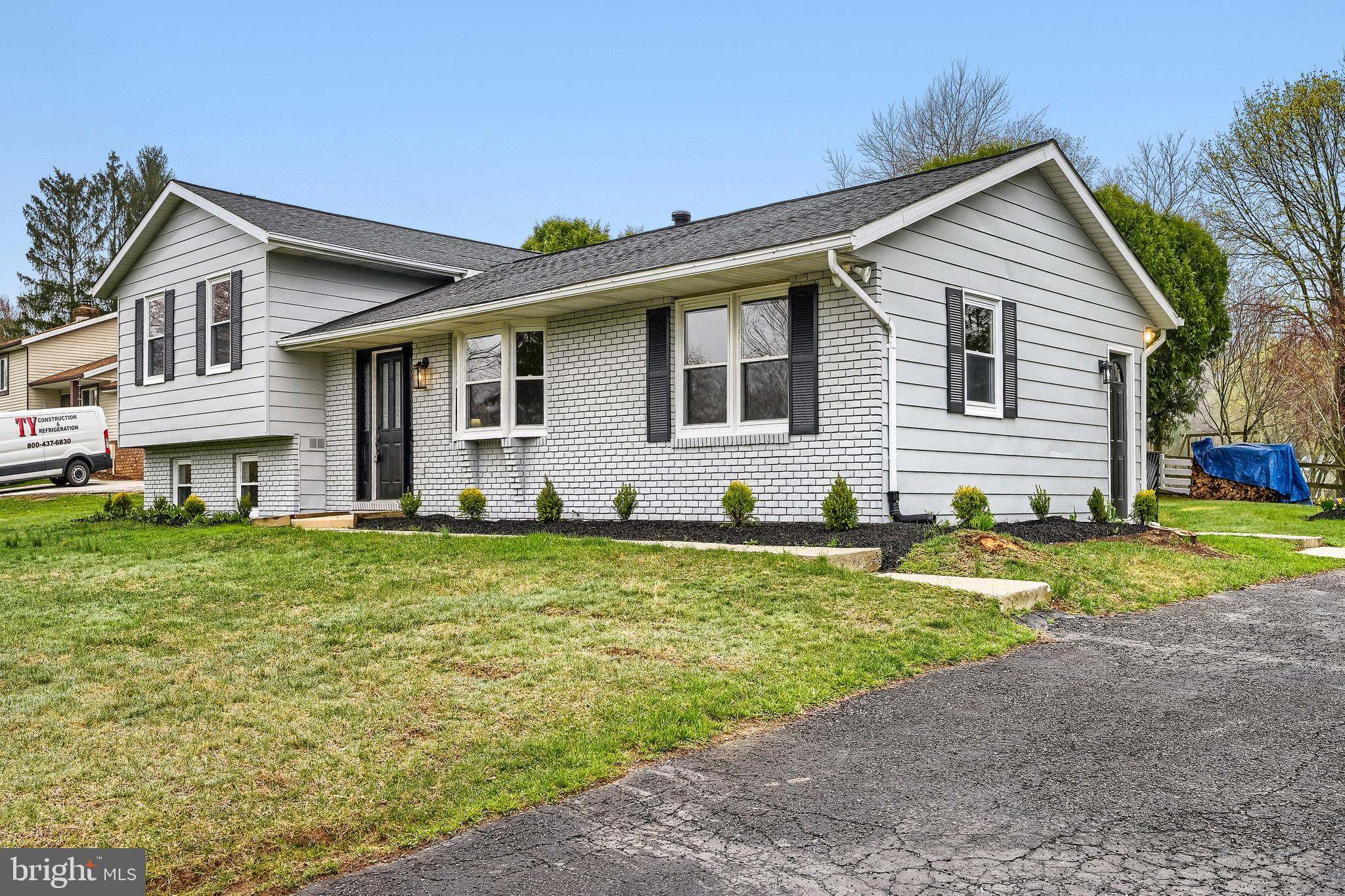 VALLEY VISTA - Residential