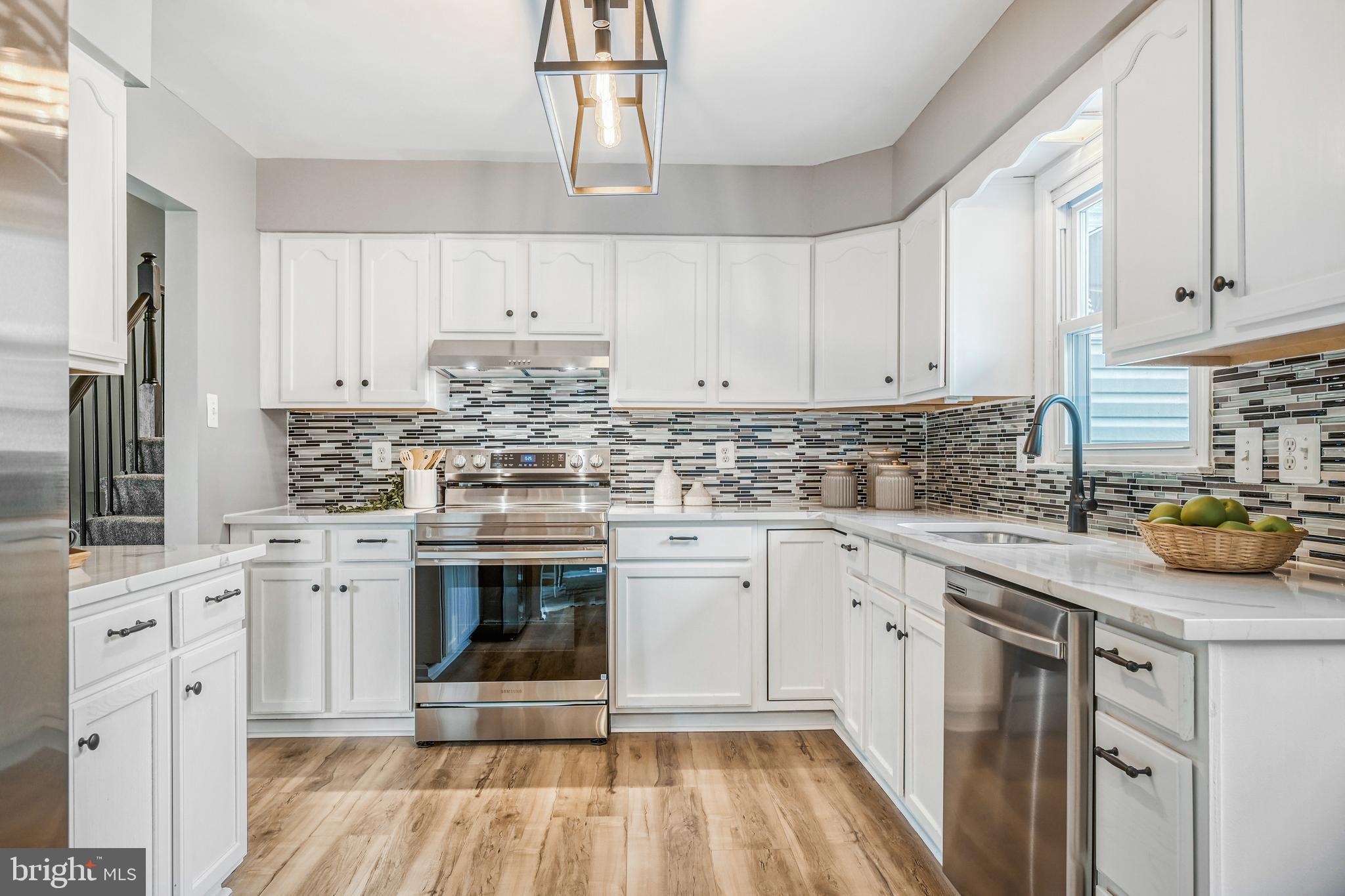 VALLEY VISTA - Residential