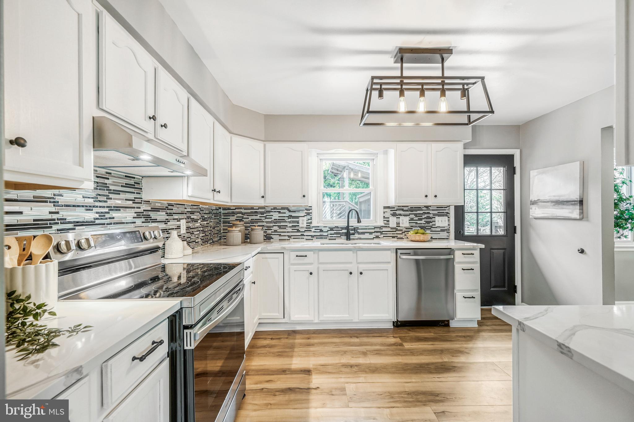 VALLEY VISTA - Residential