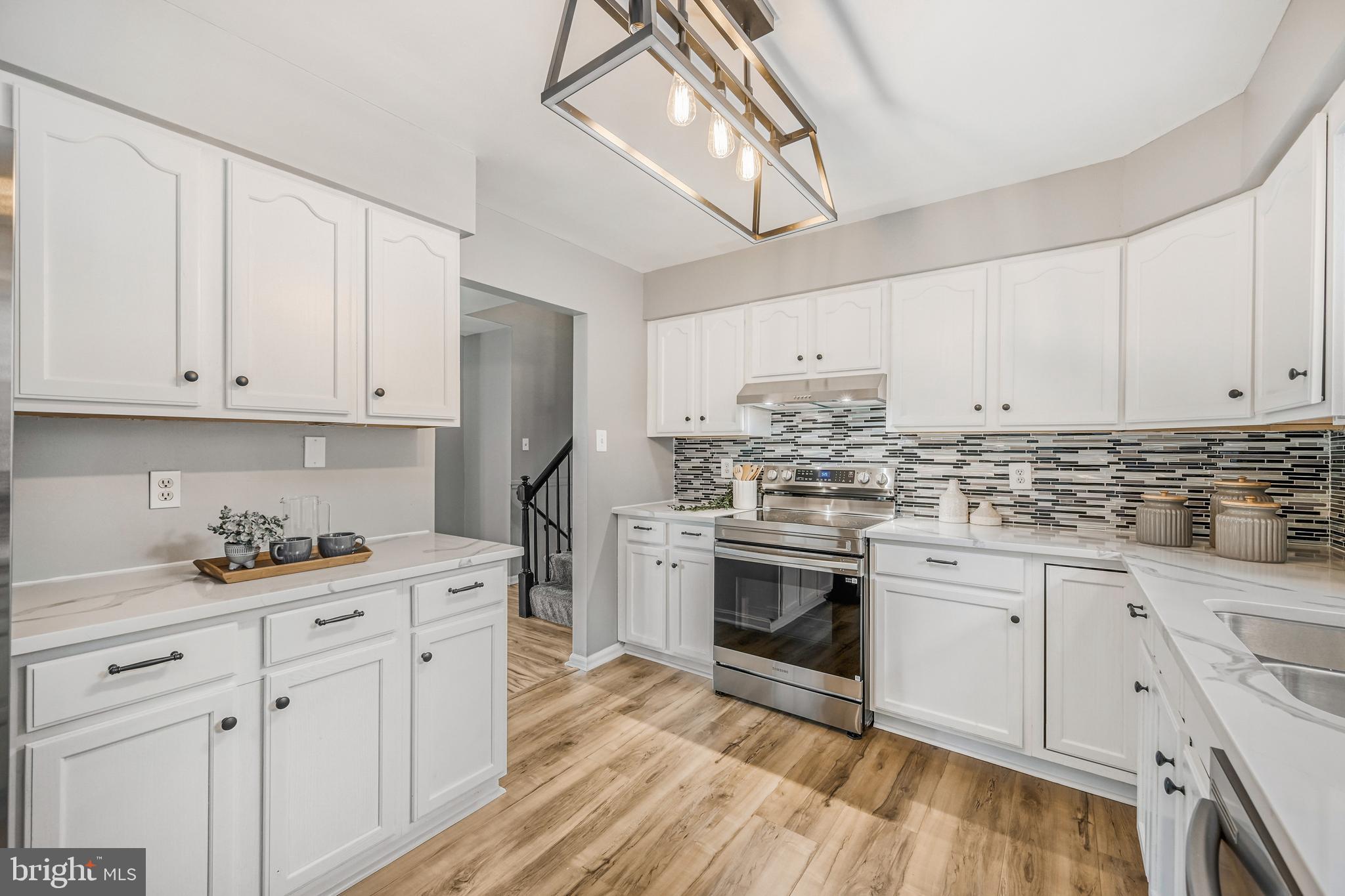 VALLEY VISTA - Residential