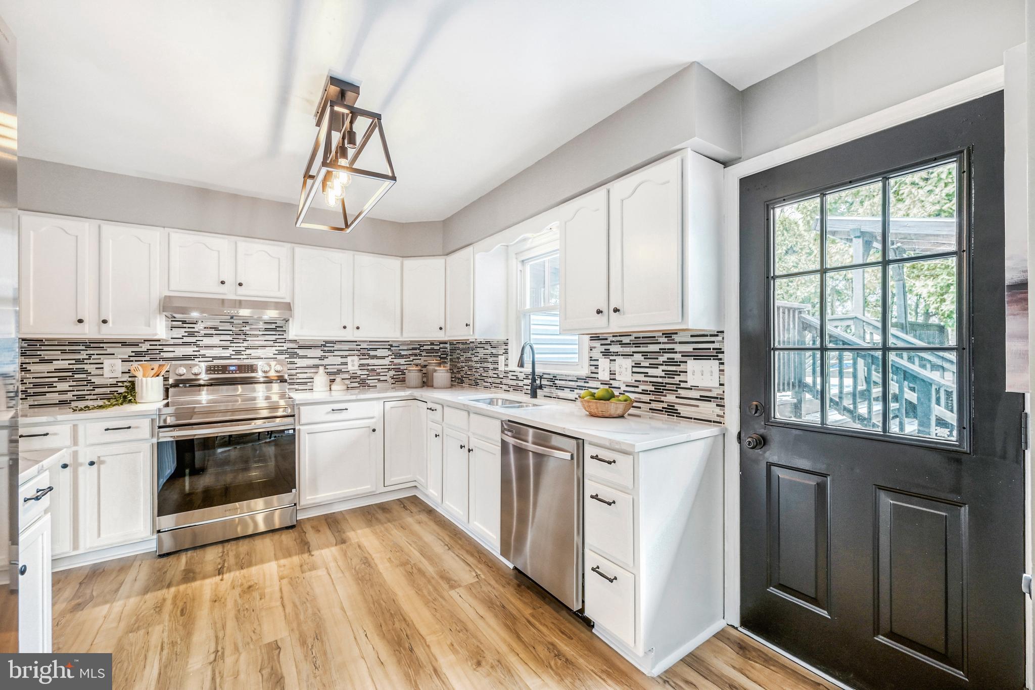 VALLEY VISTA - Residential