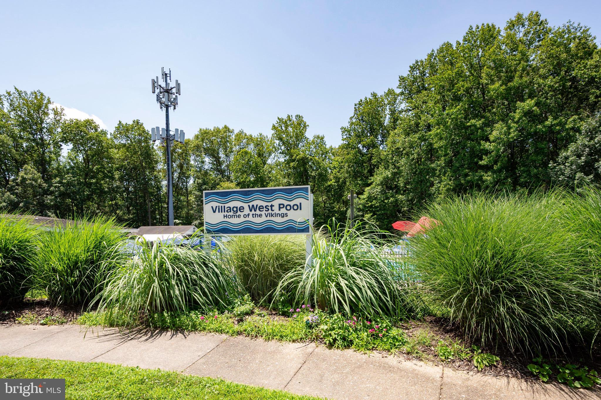 HUNTER VILLAGE - Residential