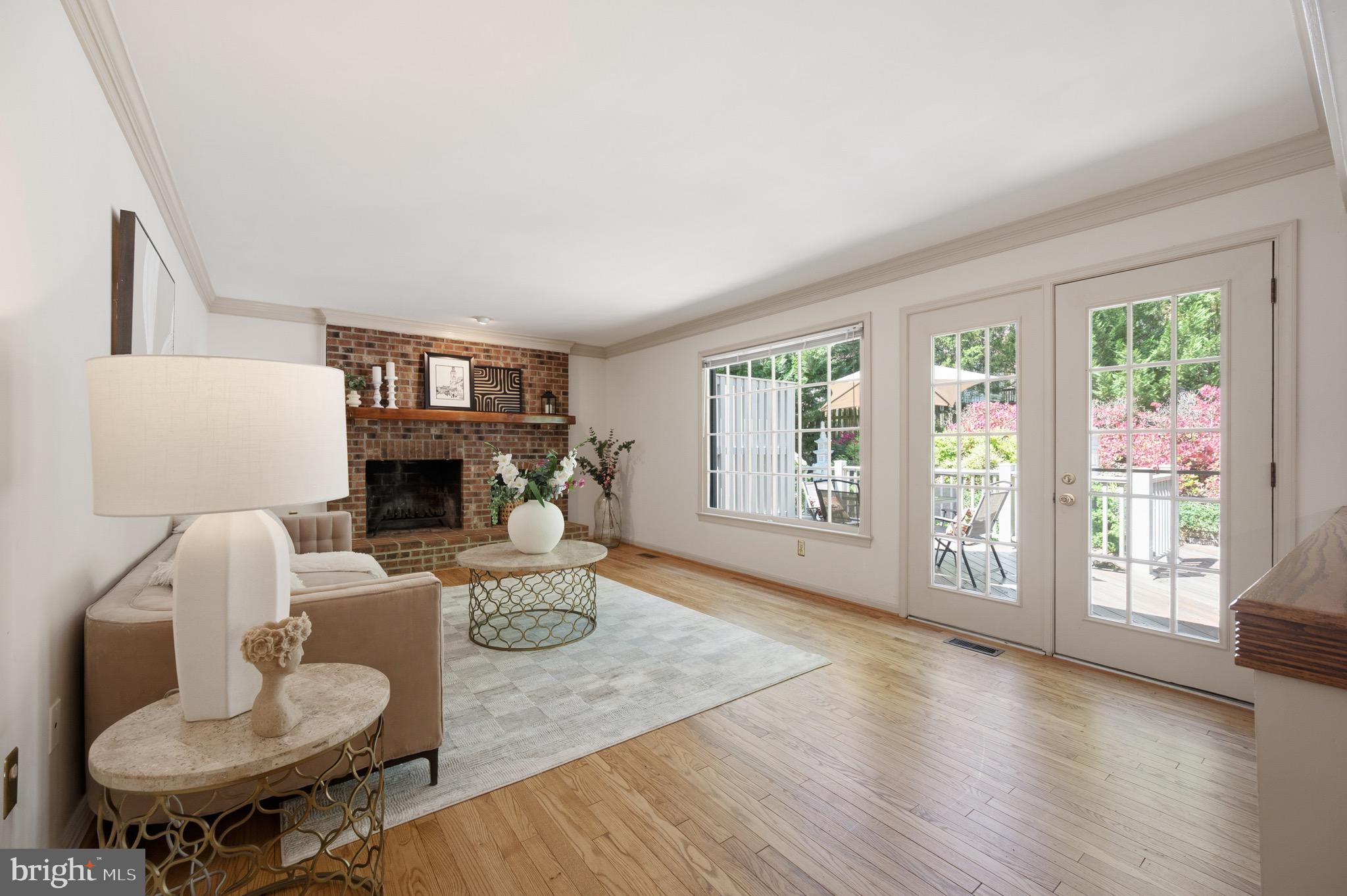 HUNTER VILLAGE - Residential