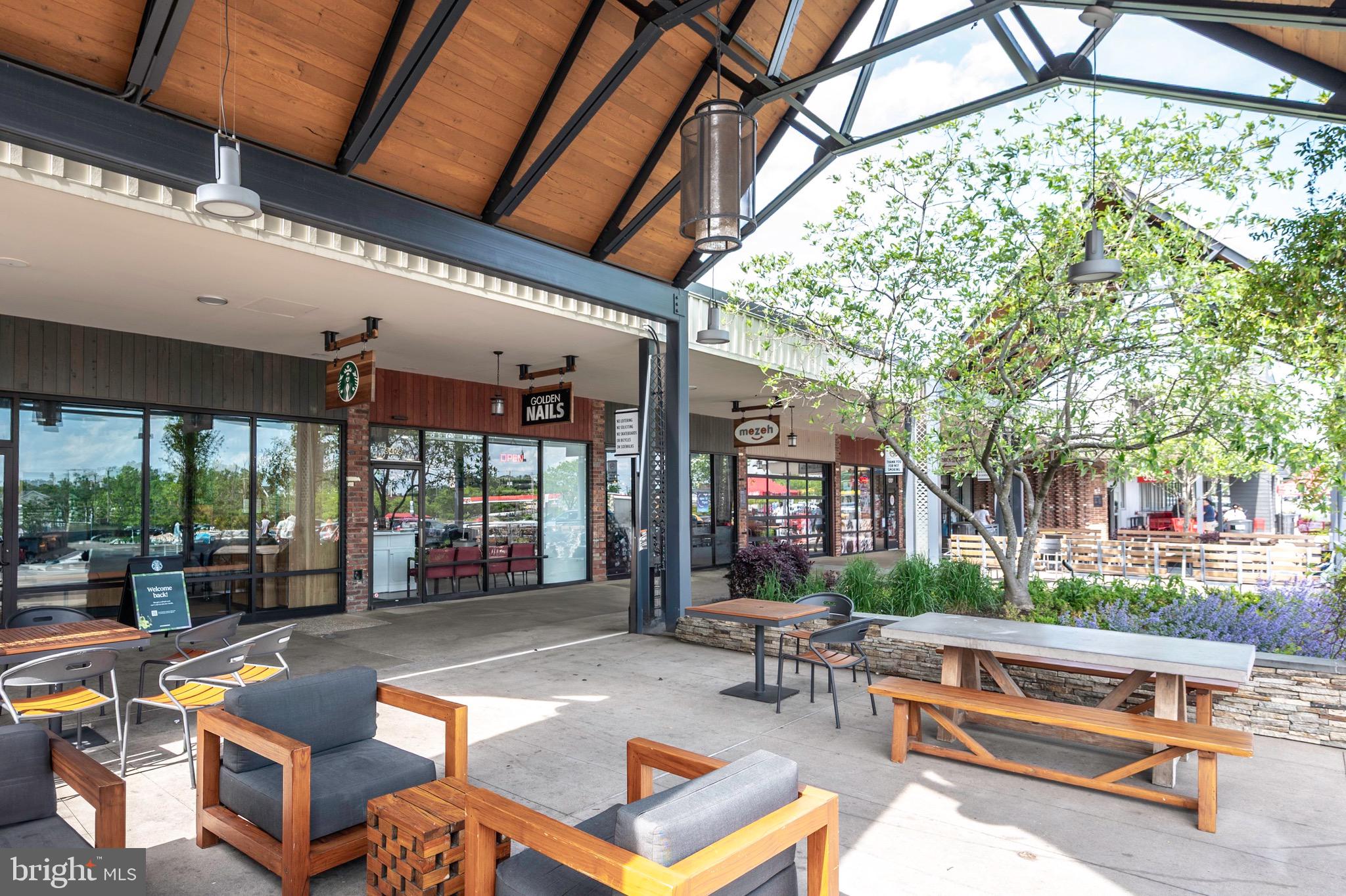 HUNTER VILLAGE - Residential