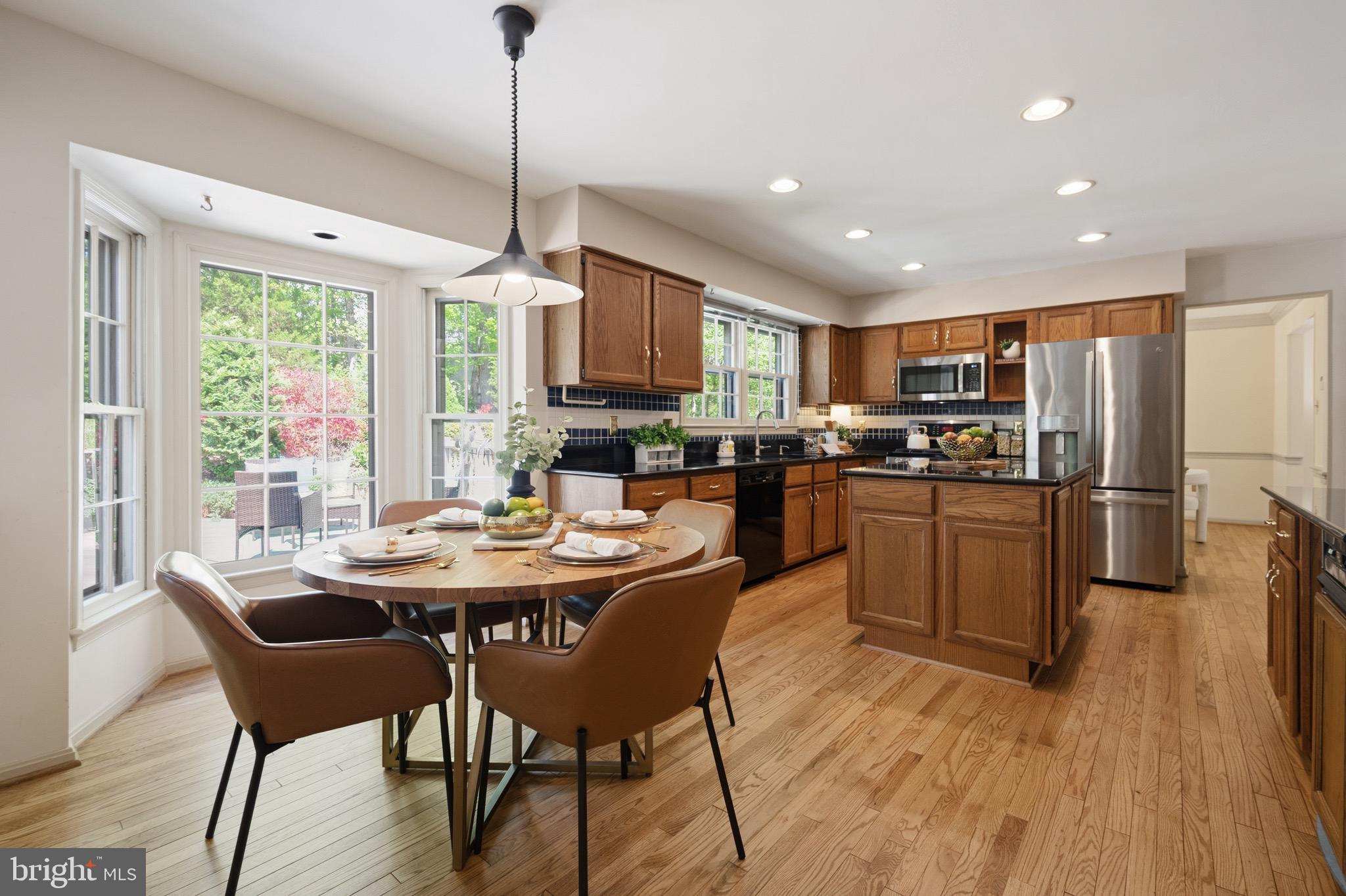 HUNTER VILLAGE - Residential