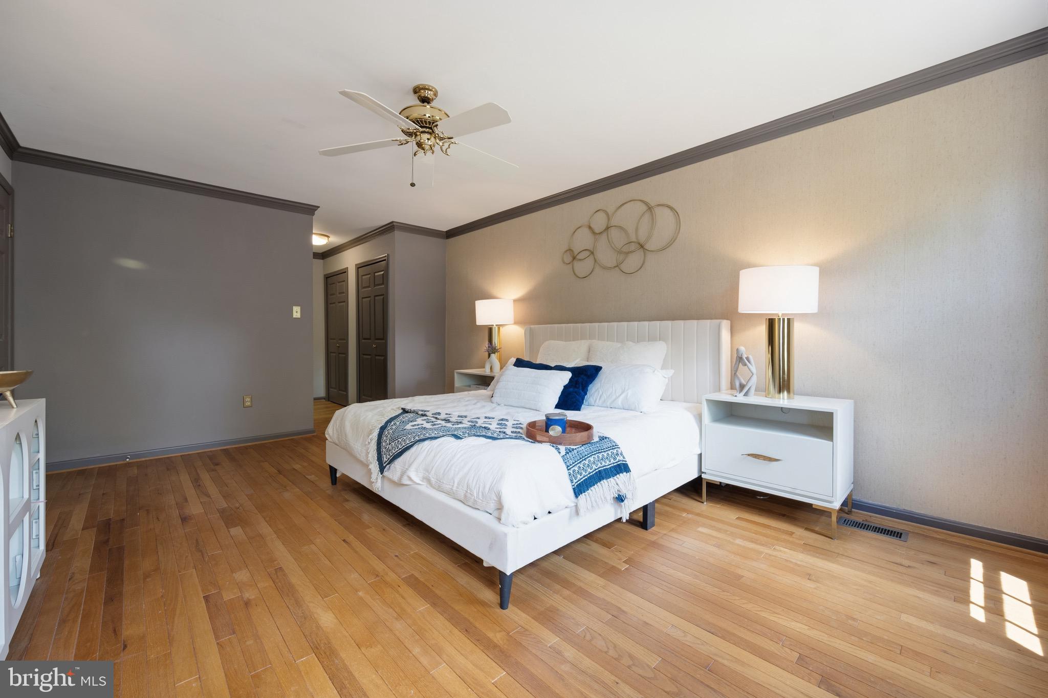 HUNTER VILLAGE - Residential