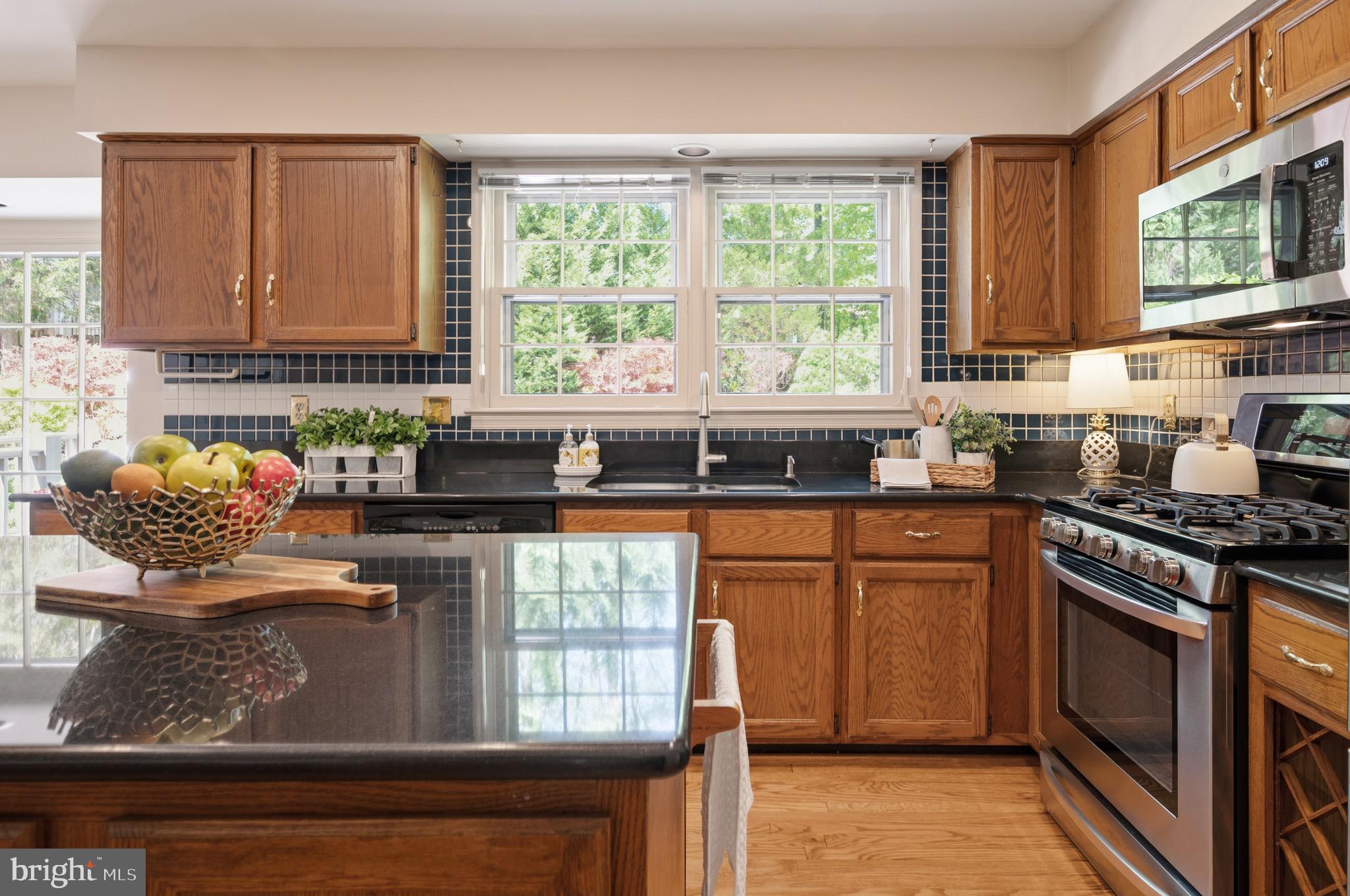 HUNTER VILLAGE - Residential