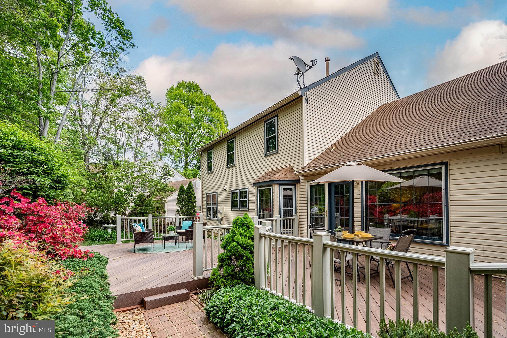 HUNTER VILLAGE - Residential