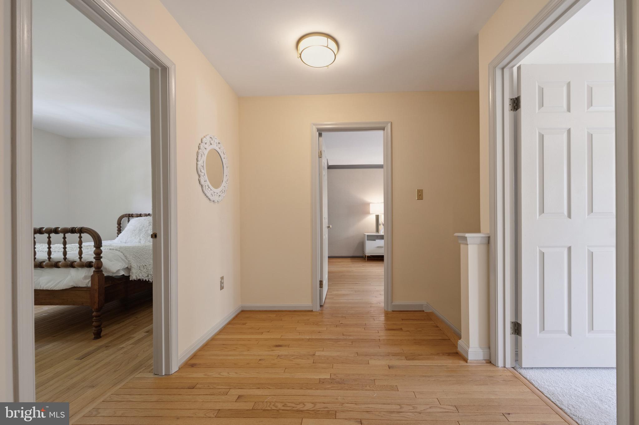 HUNTER VILLAGE - Residential