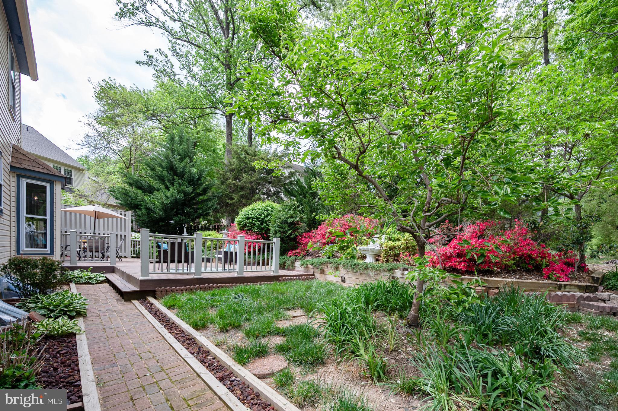 HUNTER VILLAGE - Residential