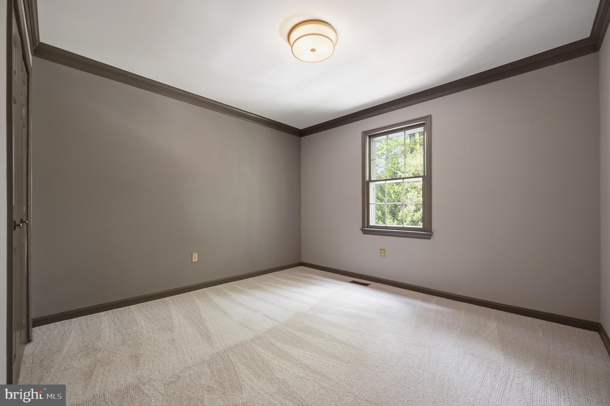 HUNTER VILLAGE - Residential