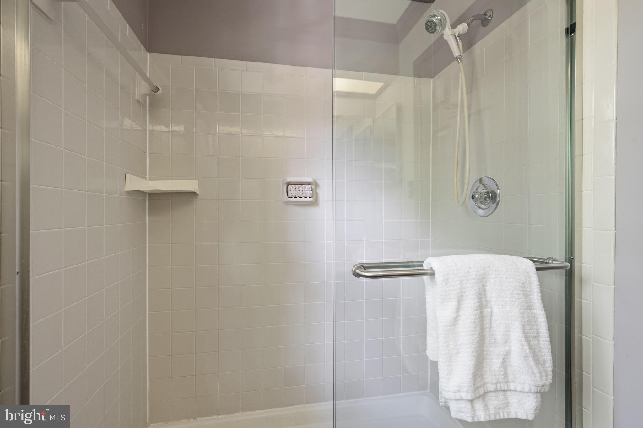 HUNTER VILLAGE - Residential