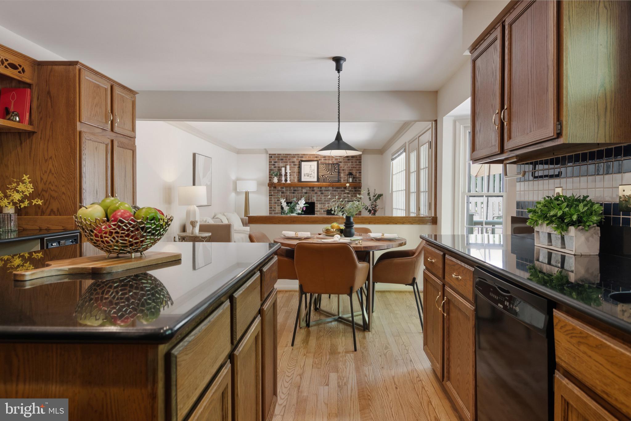 HUNTER VILLAGE - Residential