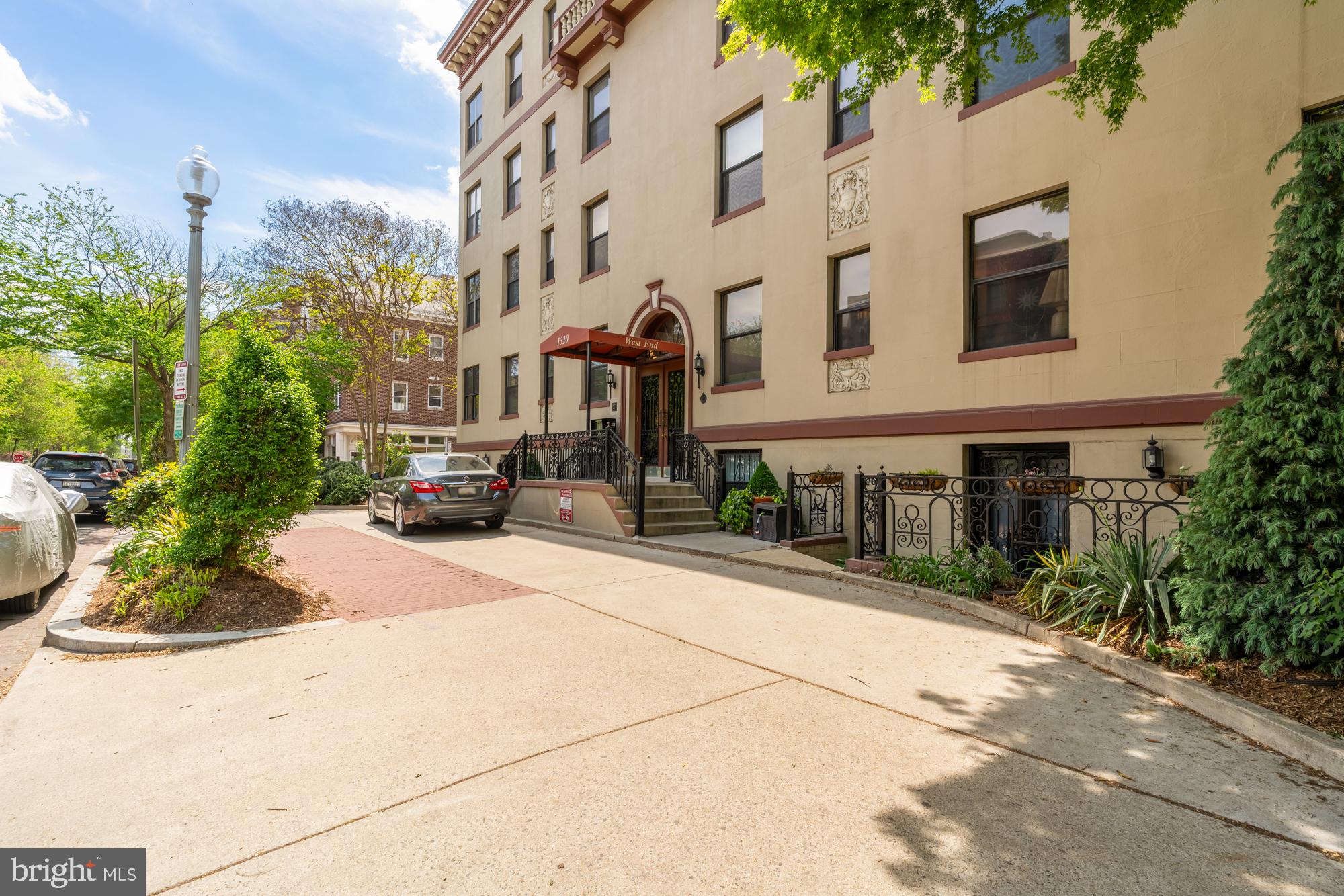 1320 21ST STREET NW 202