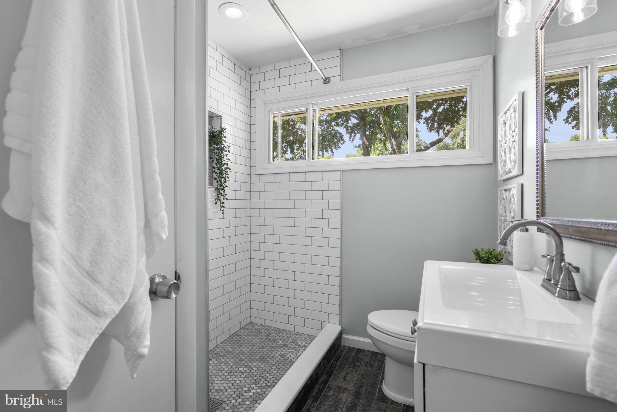ROCKCREST - Residential