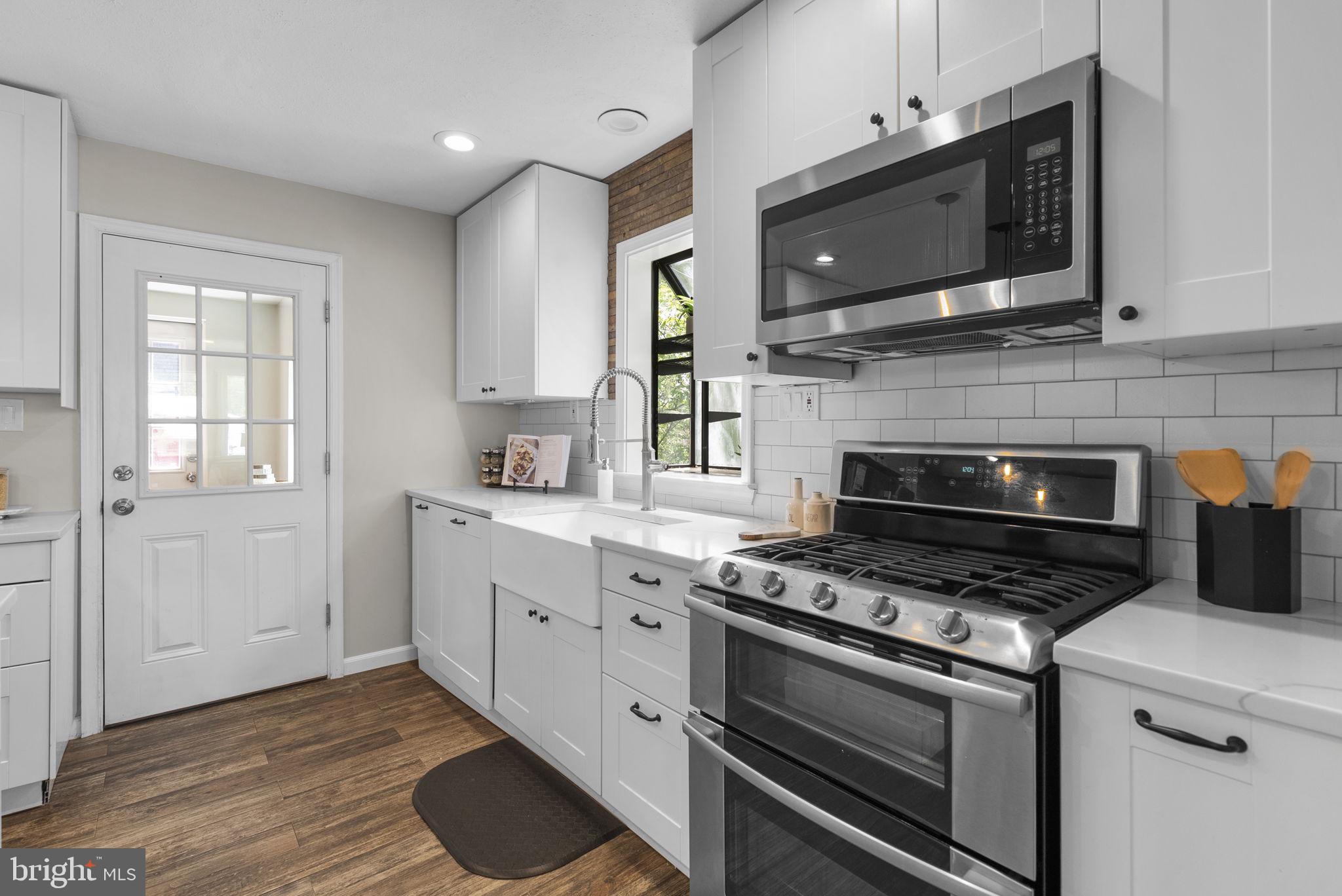 ROCKCREST - Residential