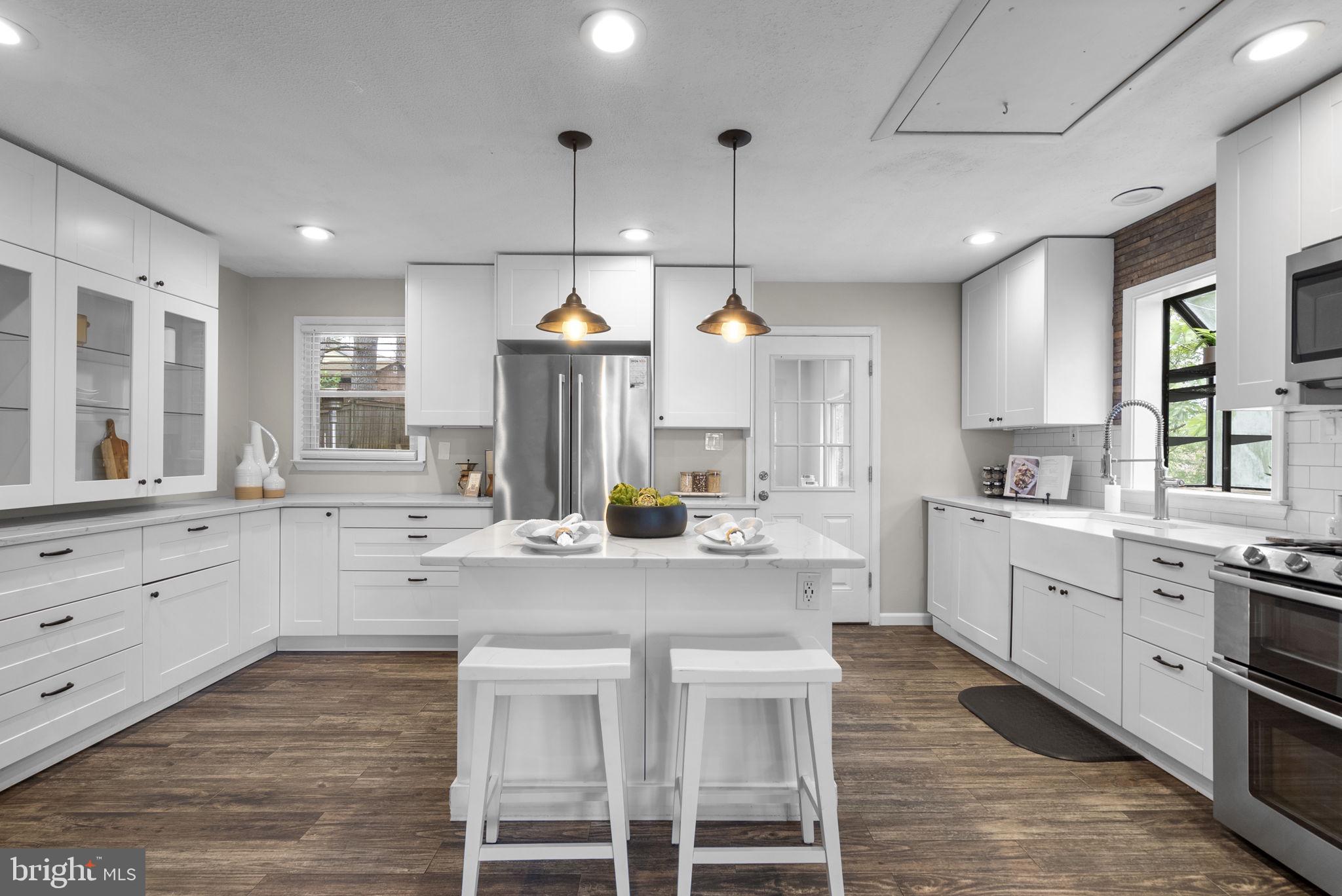 ROCKCREST - Residential