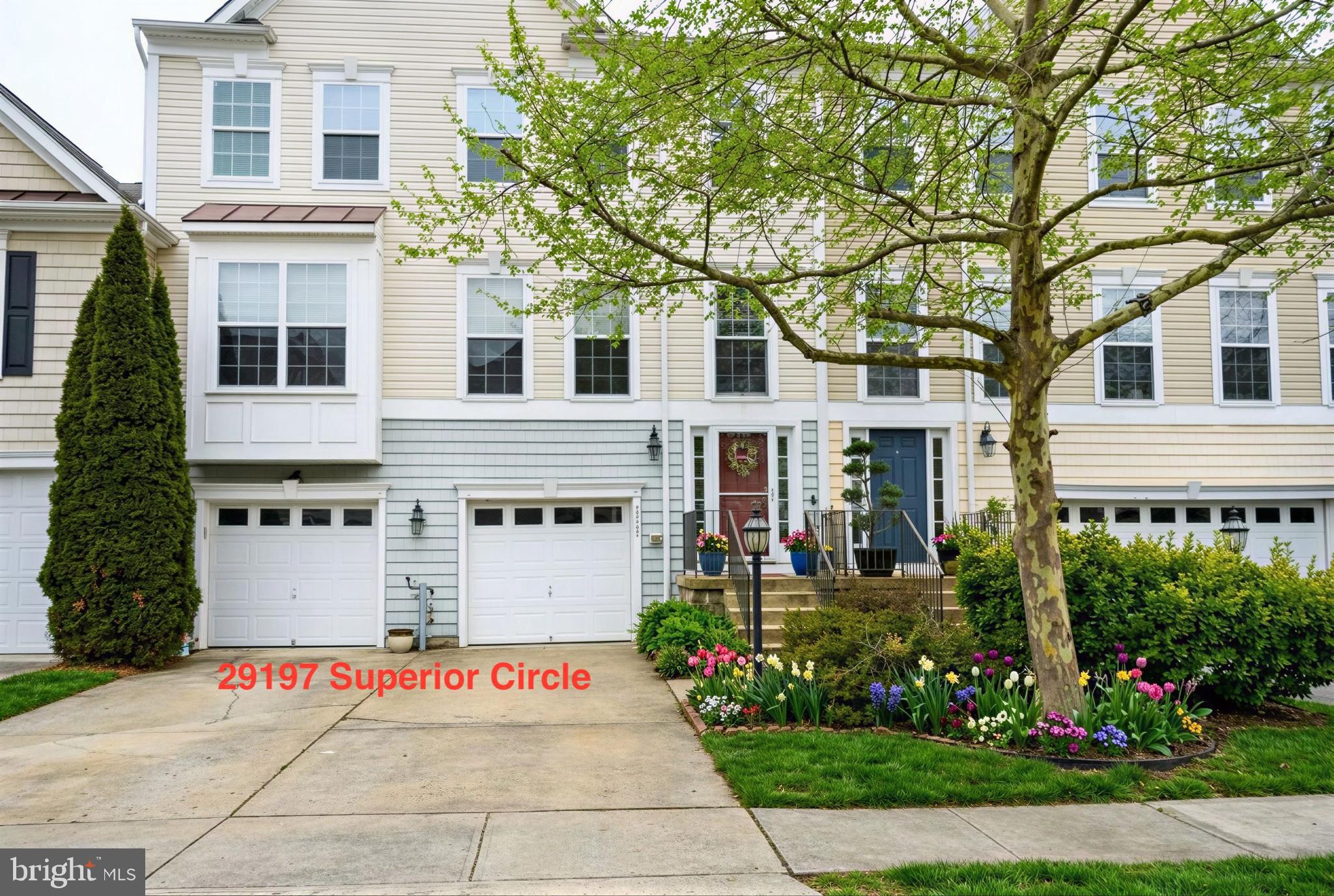 LAKELANDS AT EASTON - Residential