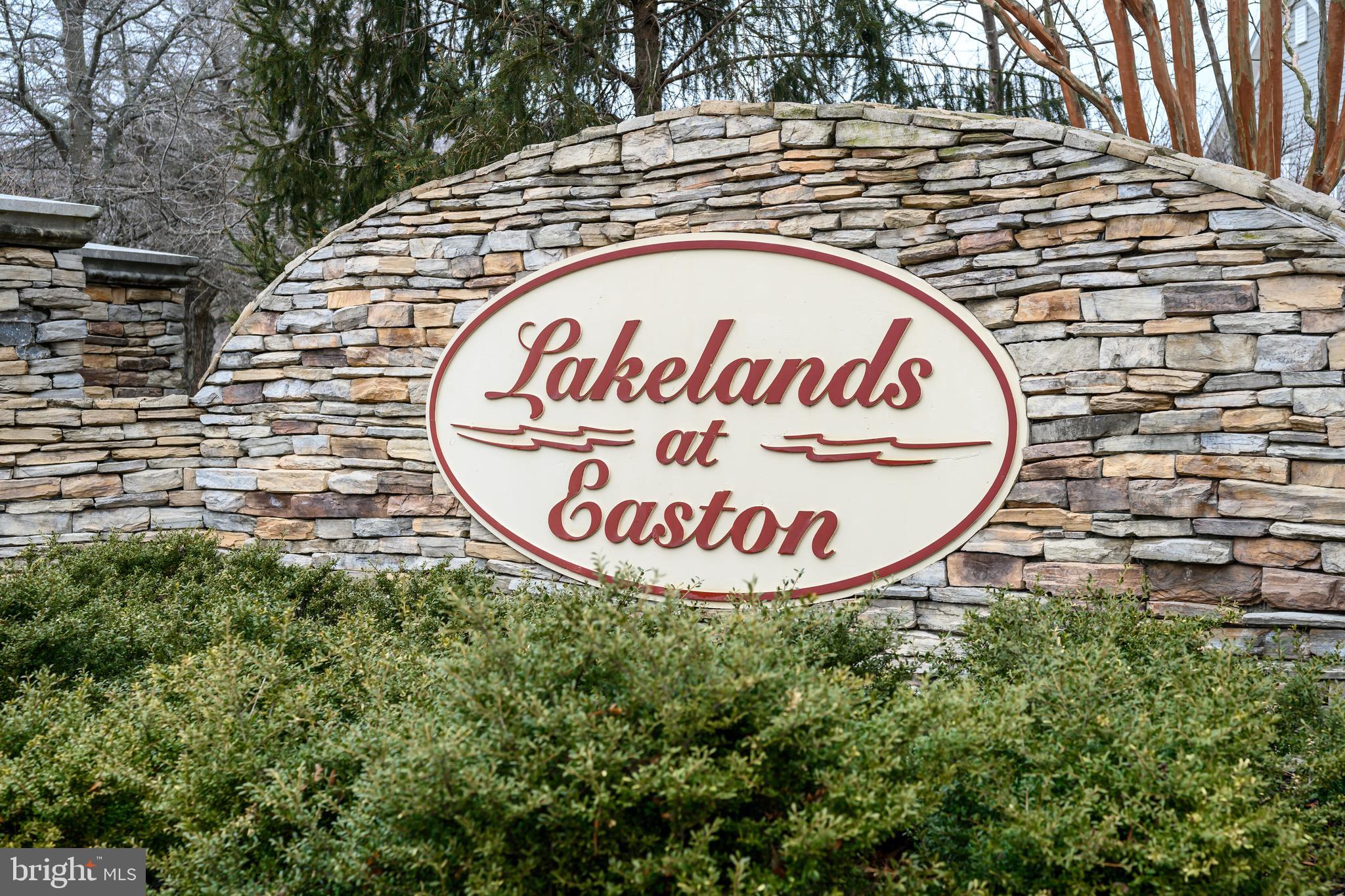 LAKELANDS AT EASTON - Residential