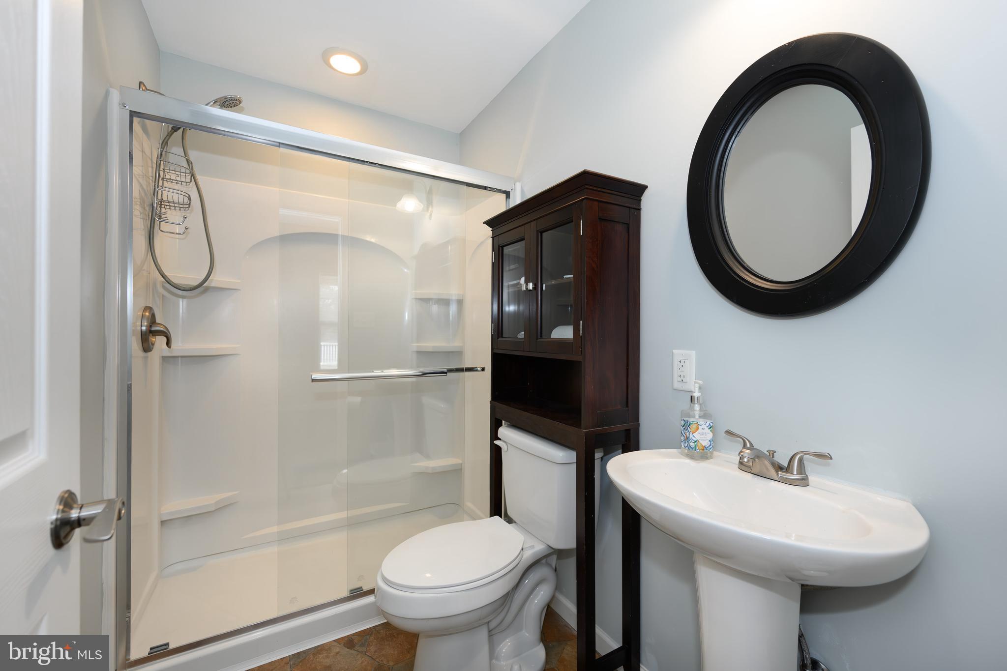 LAKELANDS AT EASTON - Residential