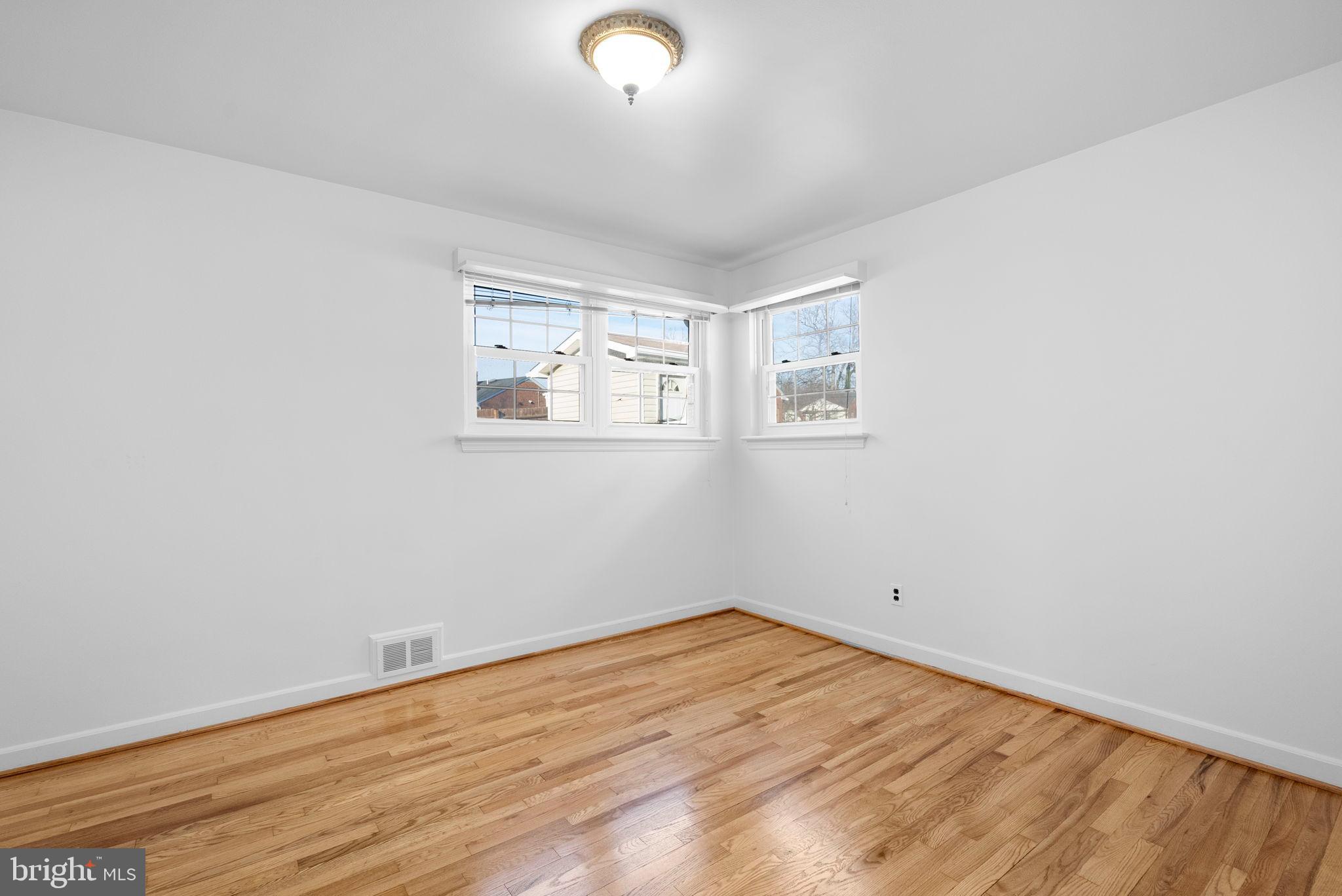 TAKOMA PARK - Residential