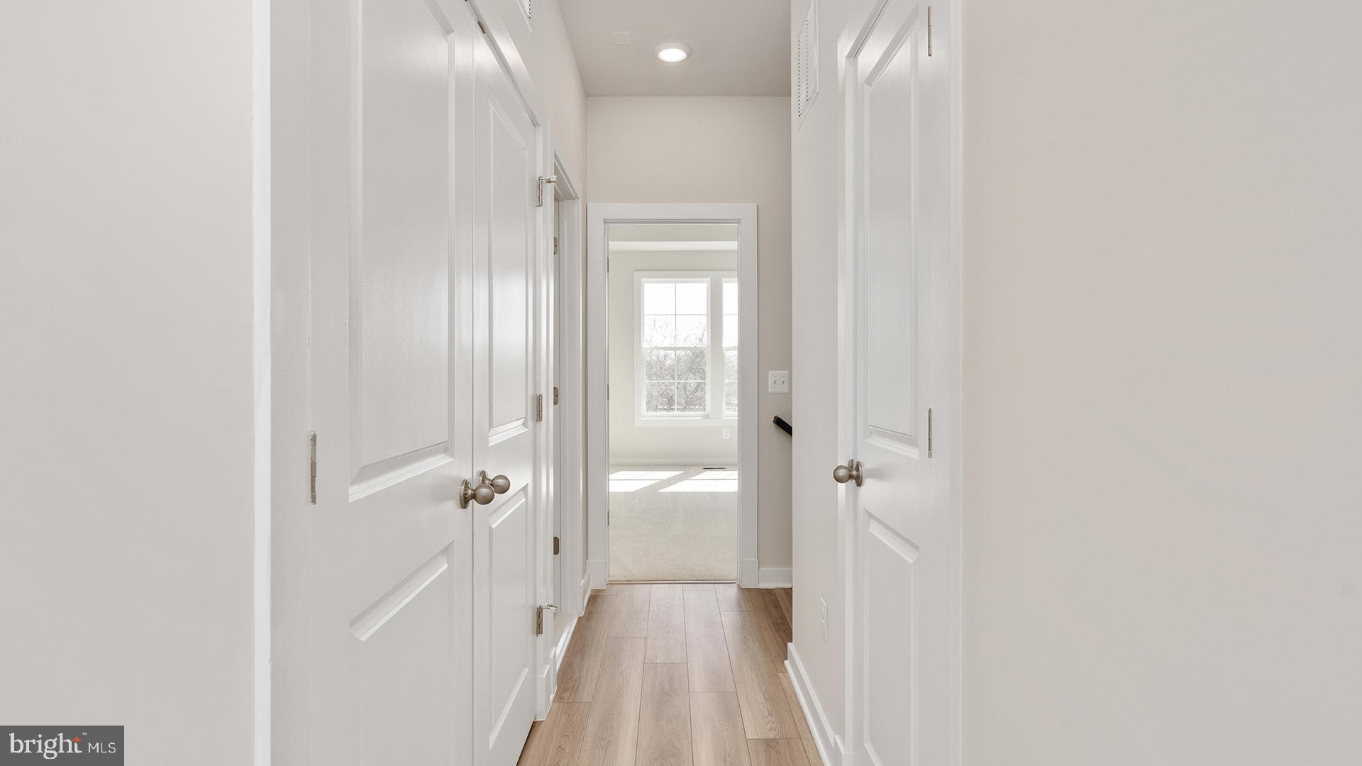 MARY'S LANDING - Residential