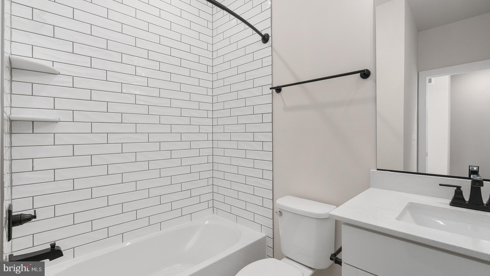 MARY'S LANDING - Residential