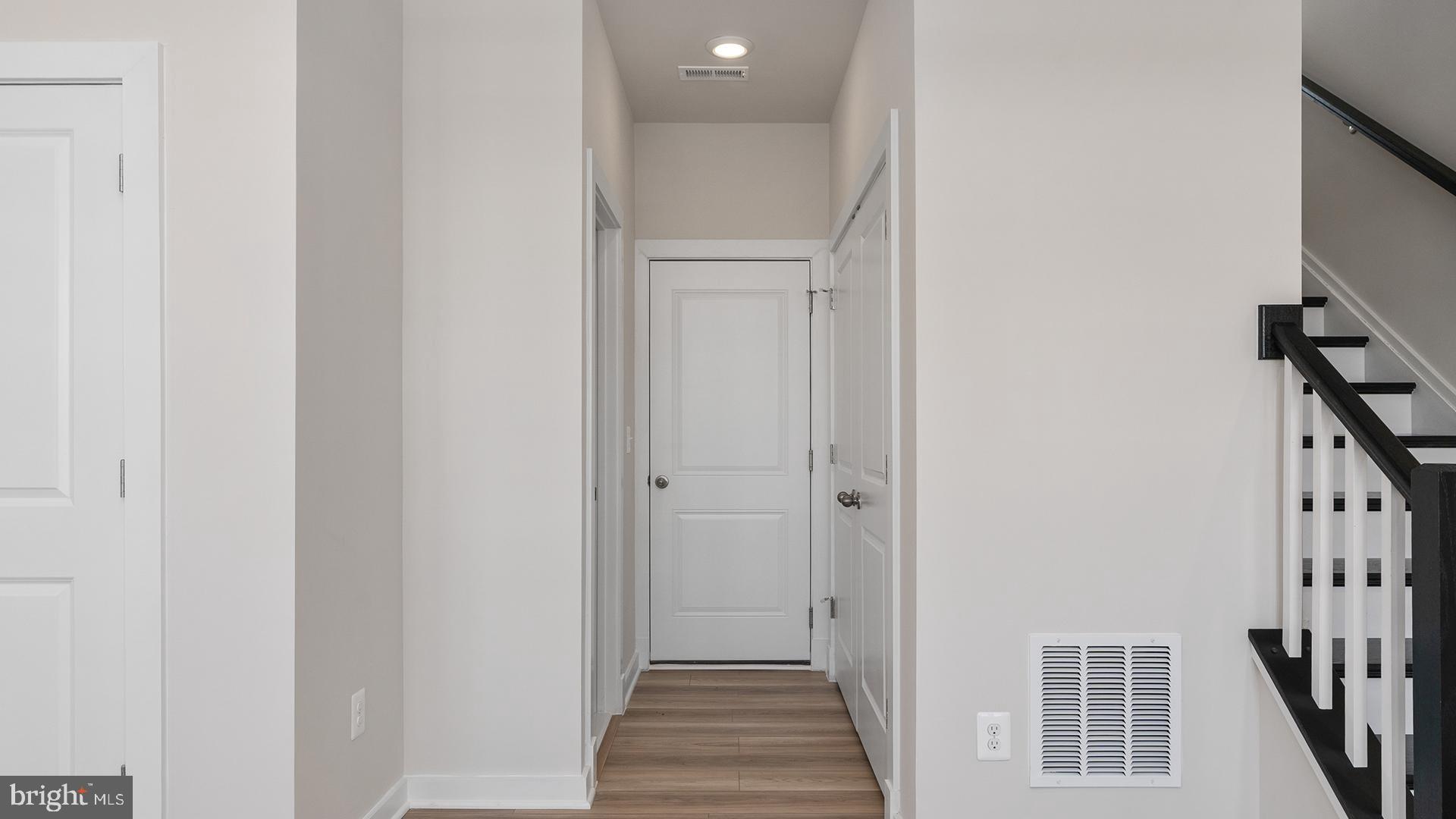 MARY'S LANDING - Residential