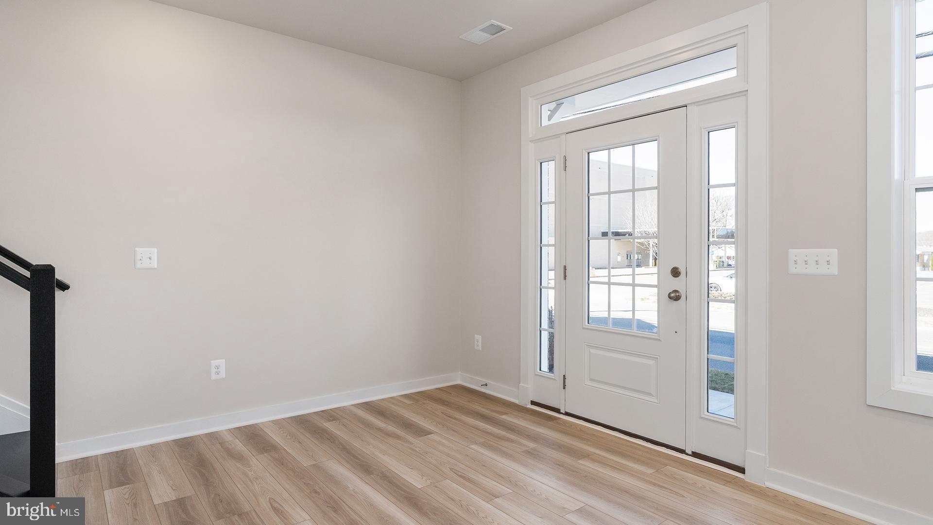 MARY'S LANDING - Residential