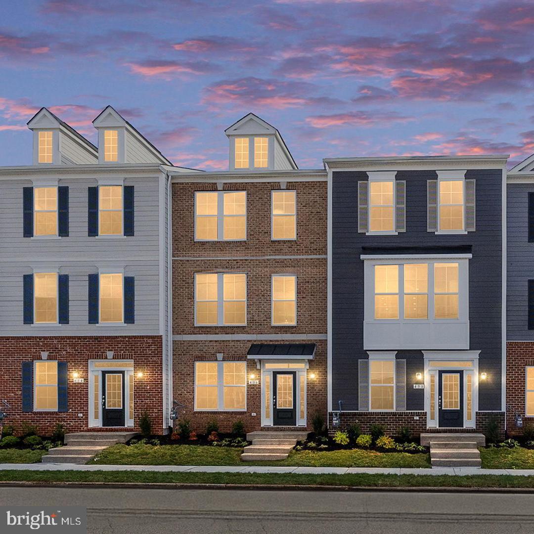 MARY'S LANDING - Residential