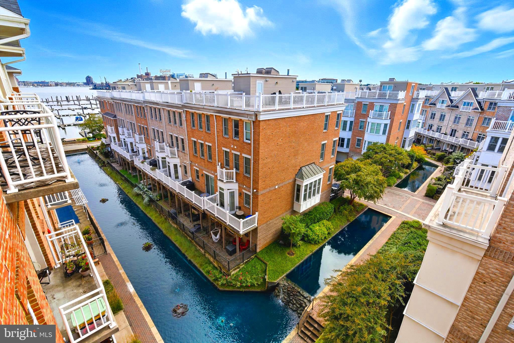 PIERSIDE AT HARBORVIEW - Residential