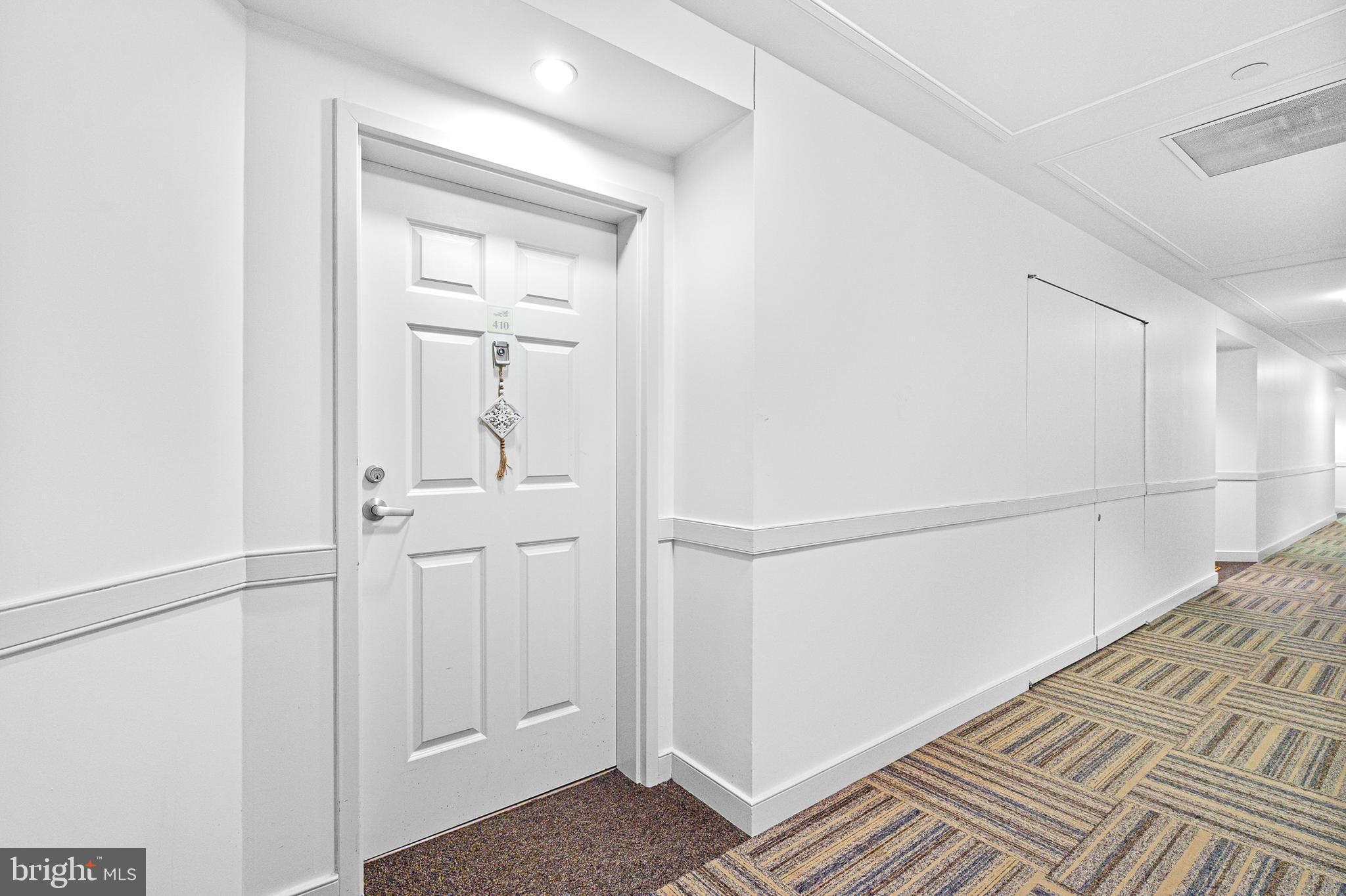 PIERSIDE AT HARBORVIEW - Residential