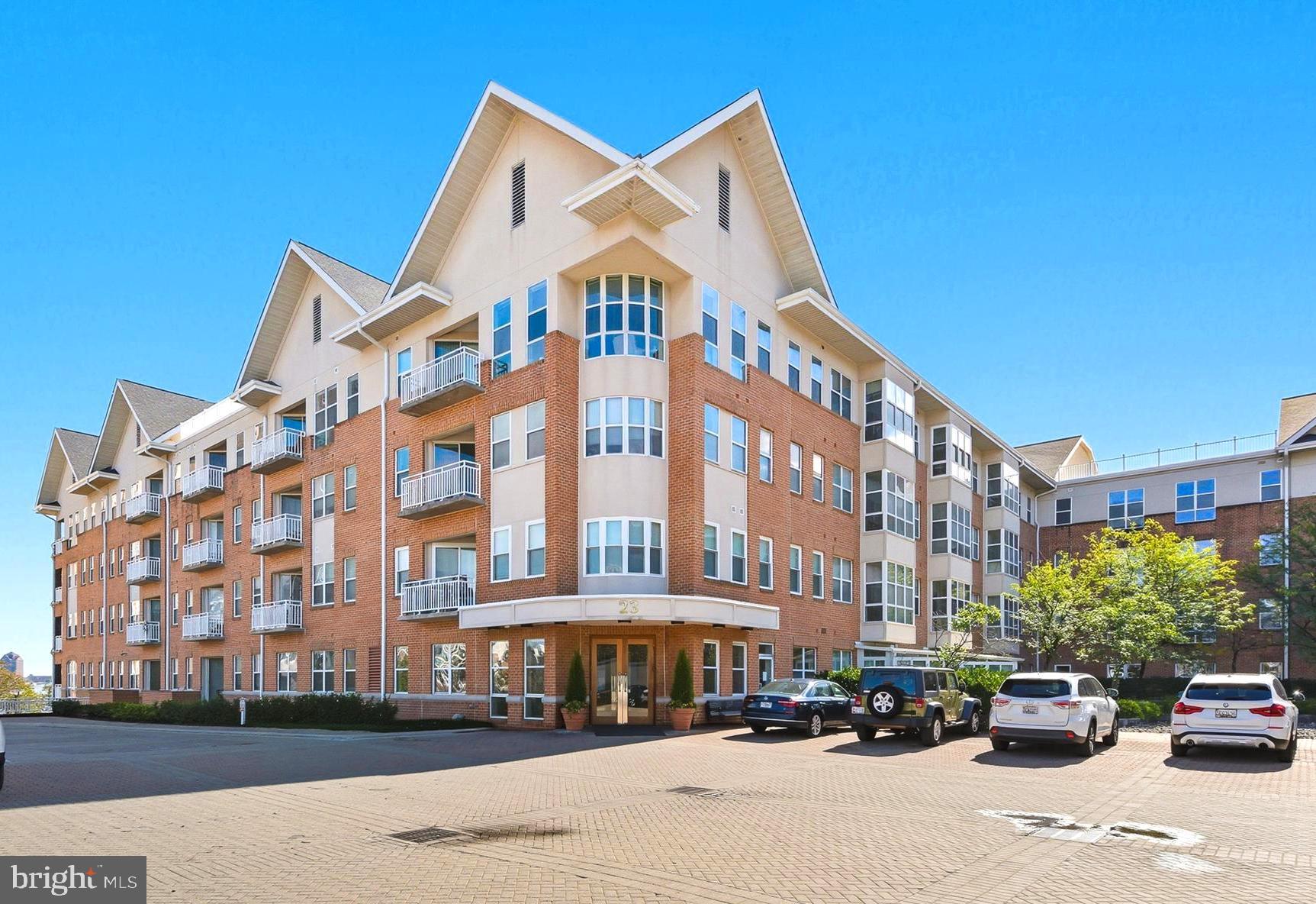 PIERSIDE AT HARBORVIEW - Residential