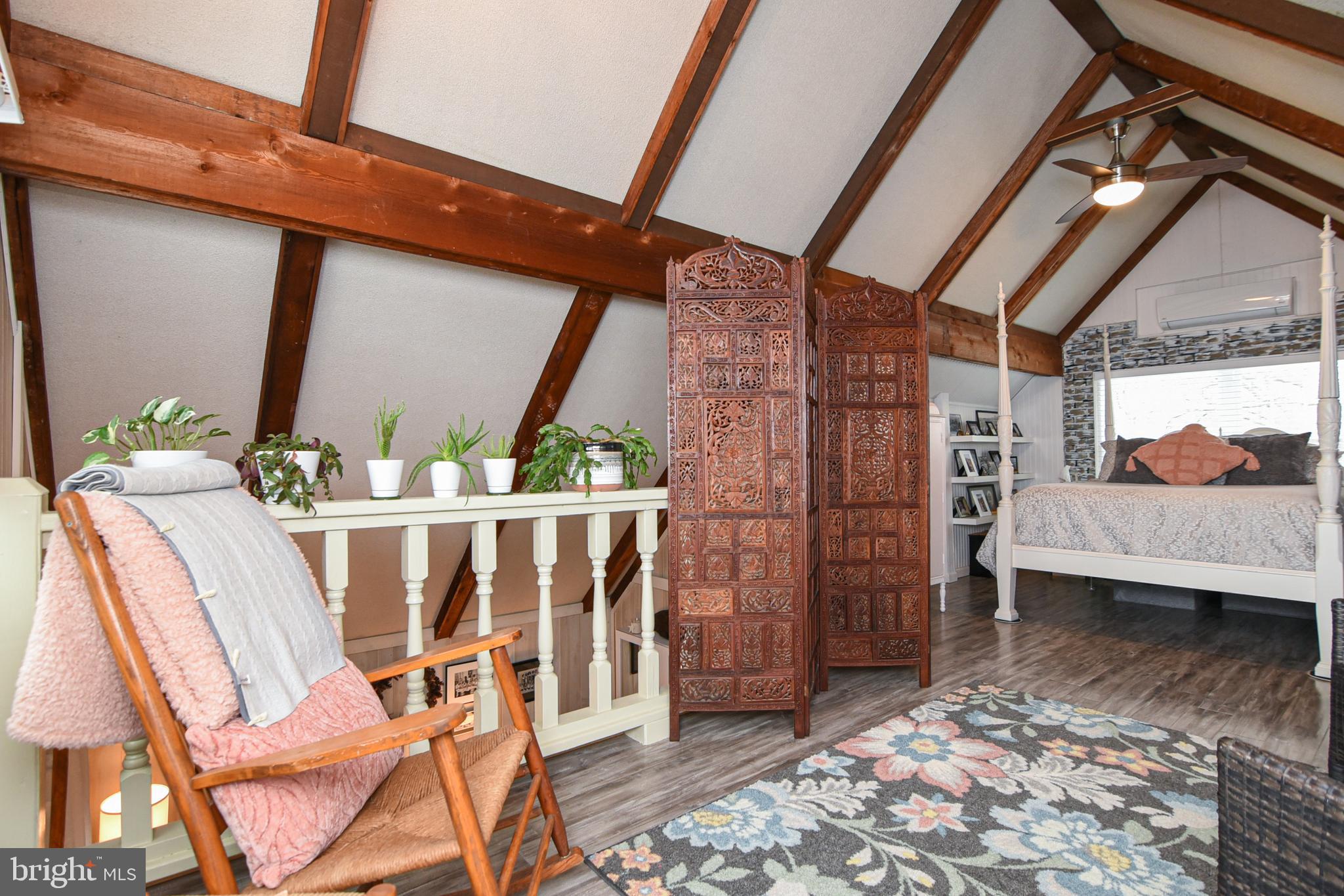 THE POINT - Residential