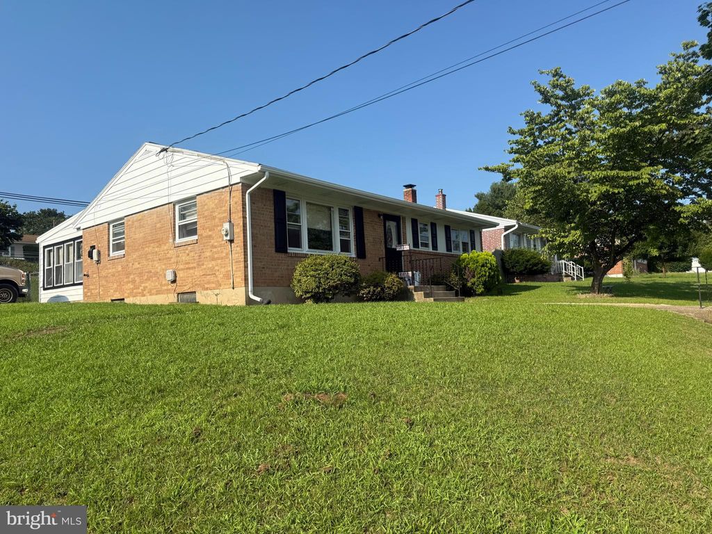 Photo of 6900 Huntingdon Street, HARRISBURG, PA 17111 (MLS # PADA2048052)