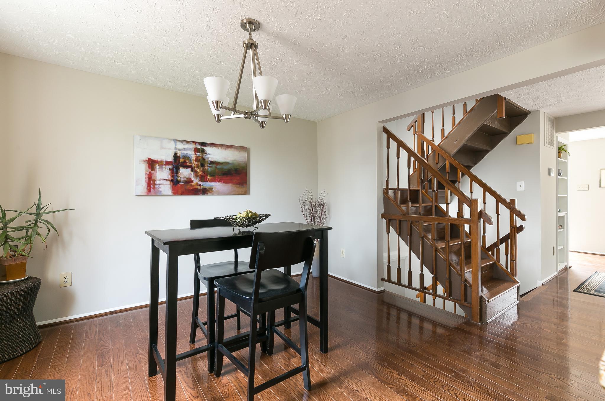 RESTON - Residential