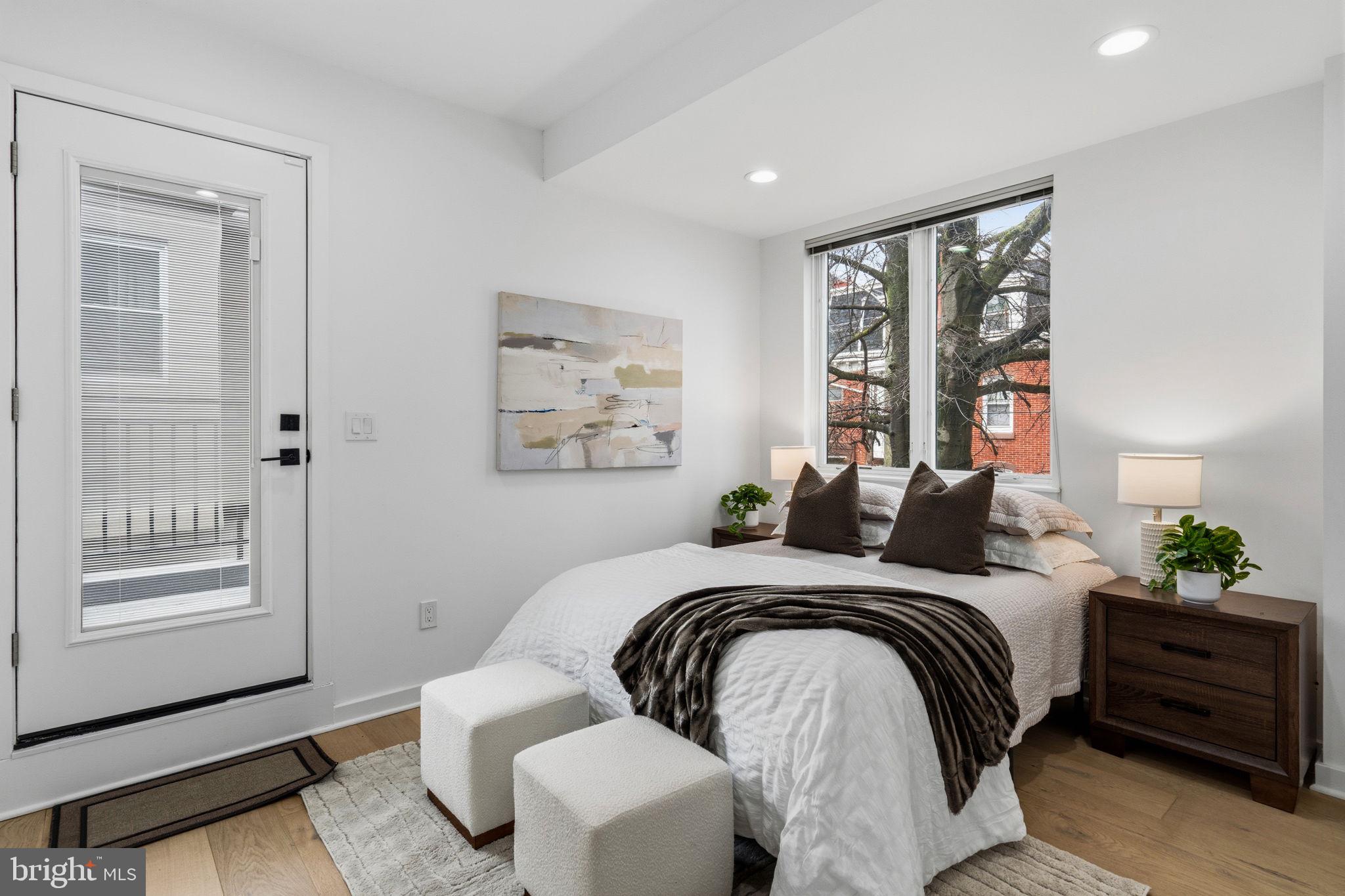 GRADUATE HOSPITAL - Residential