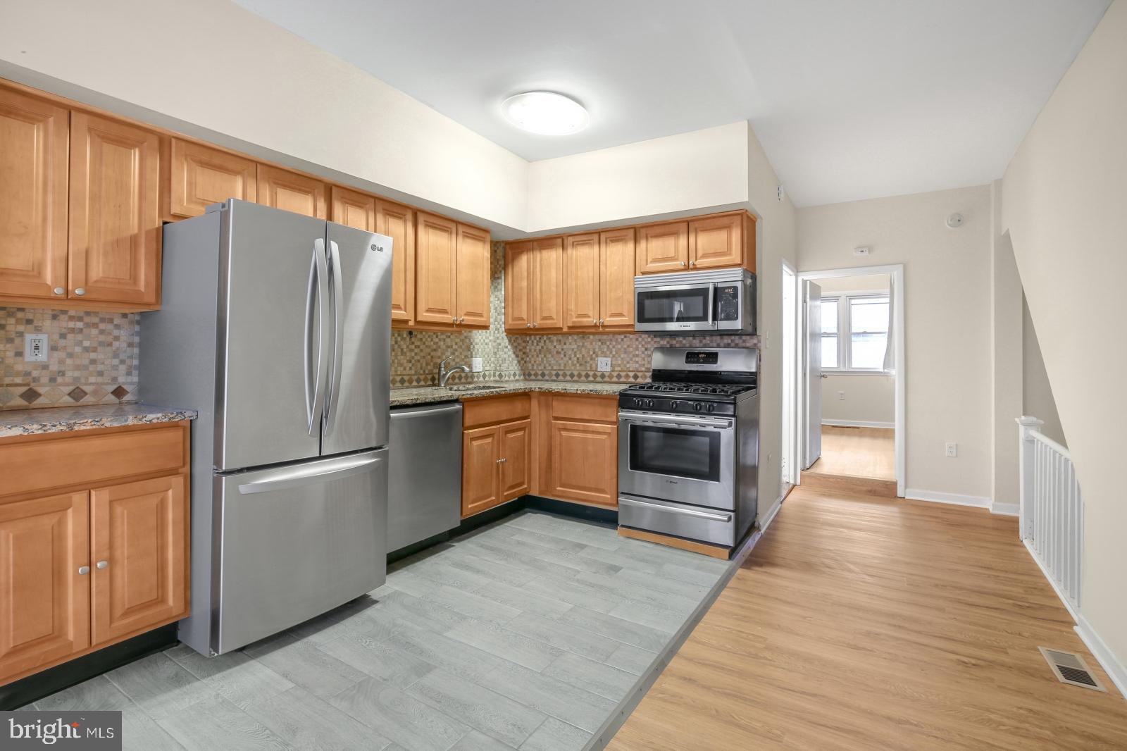 WASHINGTON SQ WEST - Residential Lease