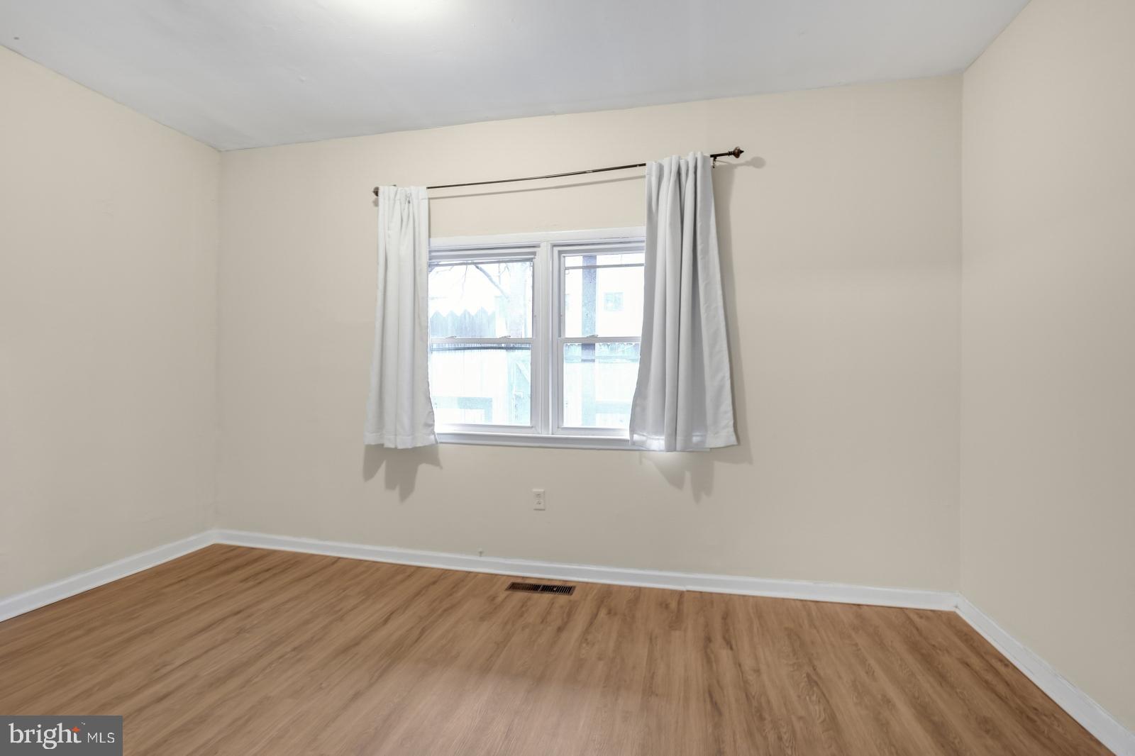 WASHINGTON SQ WEST - Residential Lease