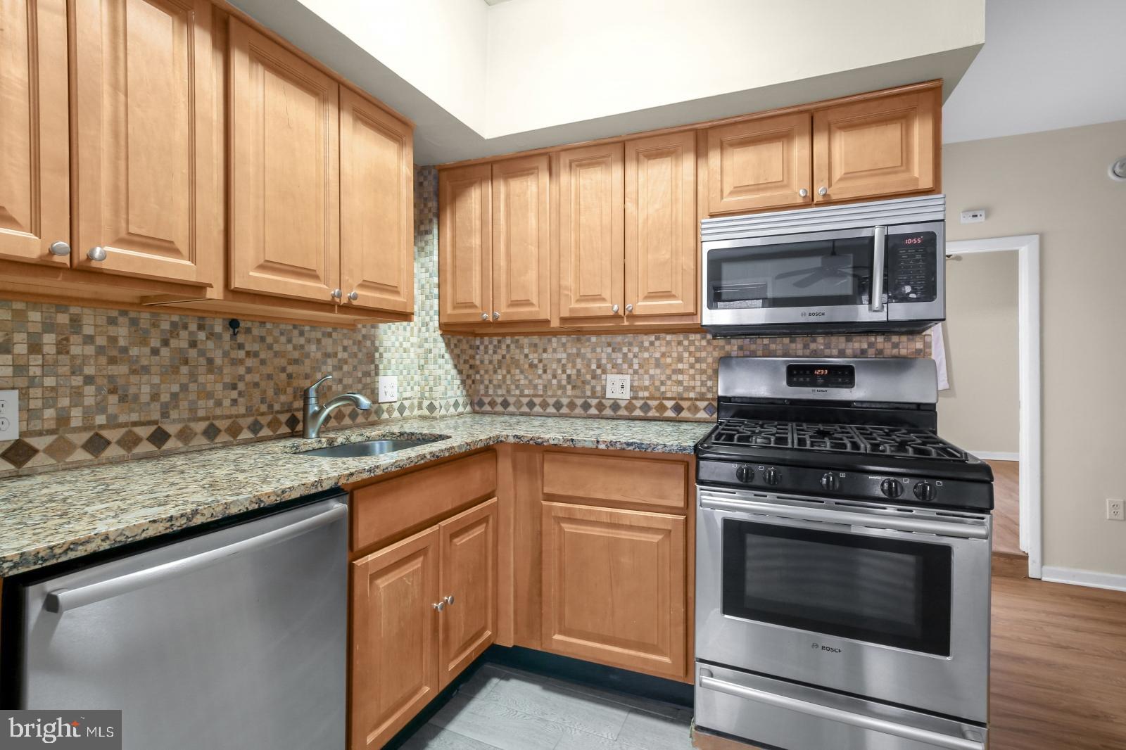 WASHINGTON SQ WEST - Residential Lease