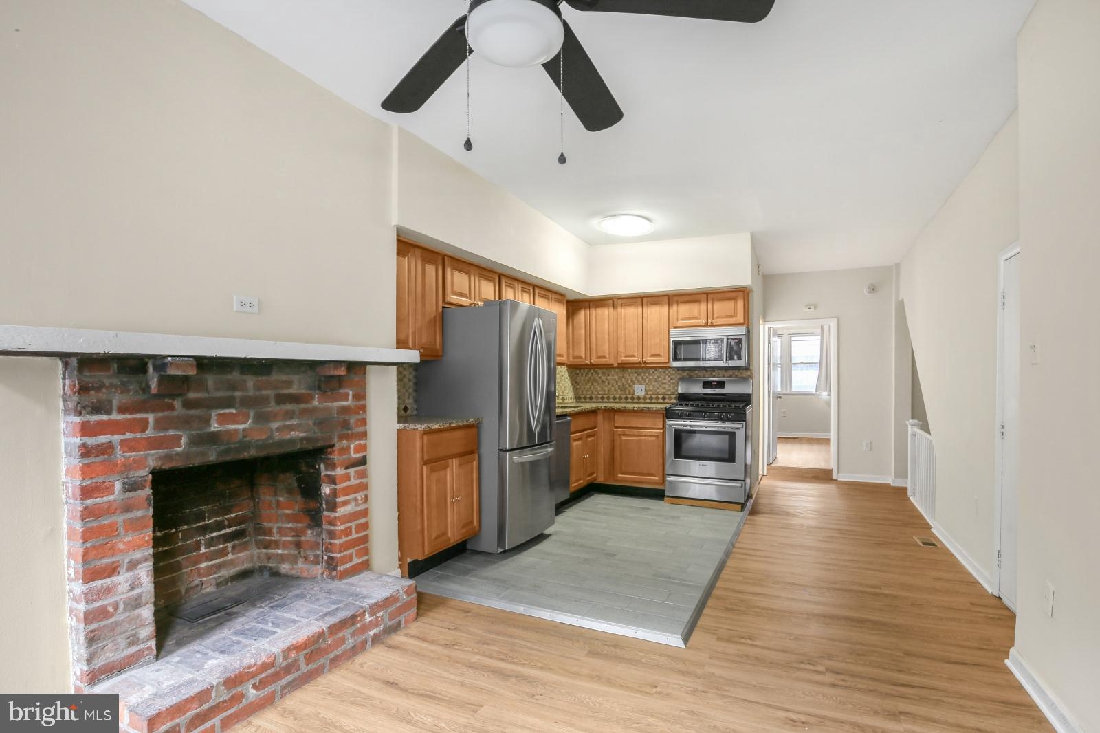 WASHINGTON SQ WEST - Residential Lease