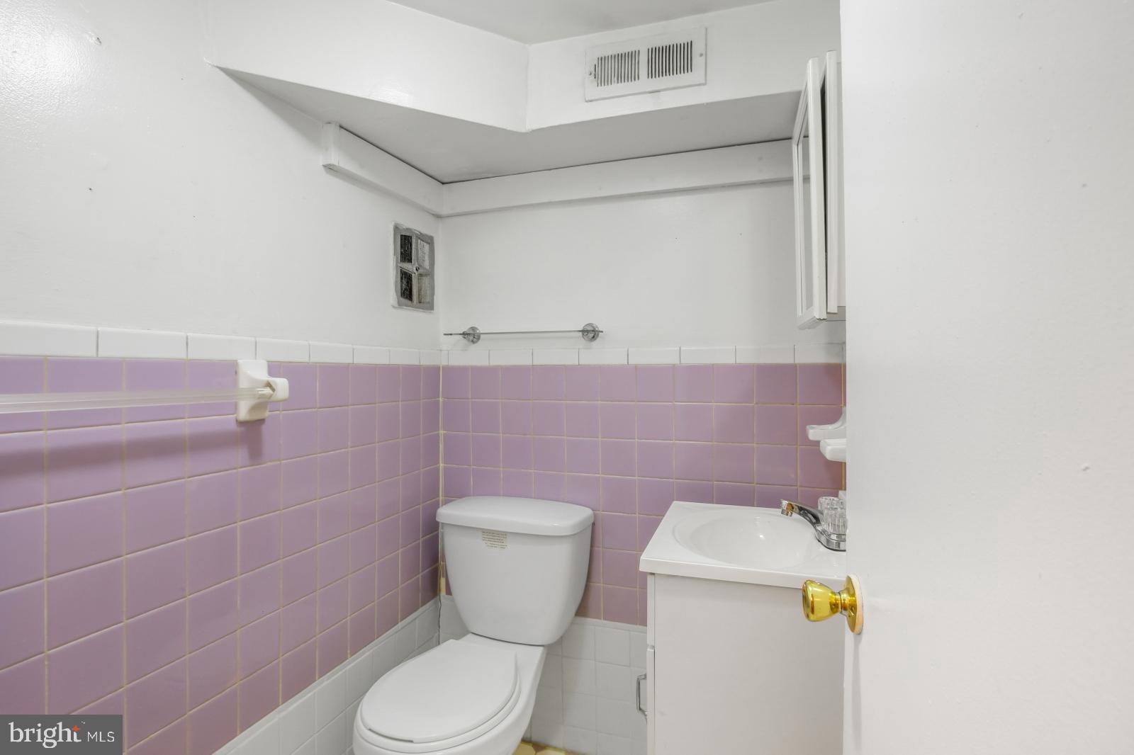 WASHINGTON SQ WEST - Residential Lease