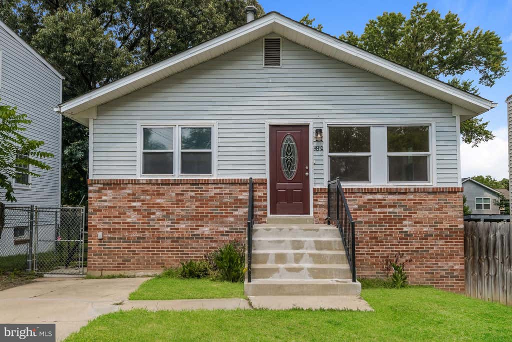 Photo of 4810 Lexington Avenue, BELTSVILLE, MD 20705 (MLS # MDPG2215410)