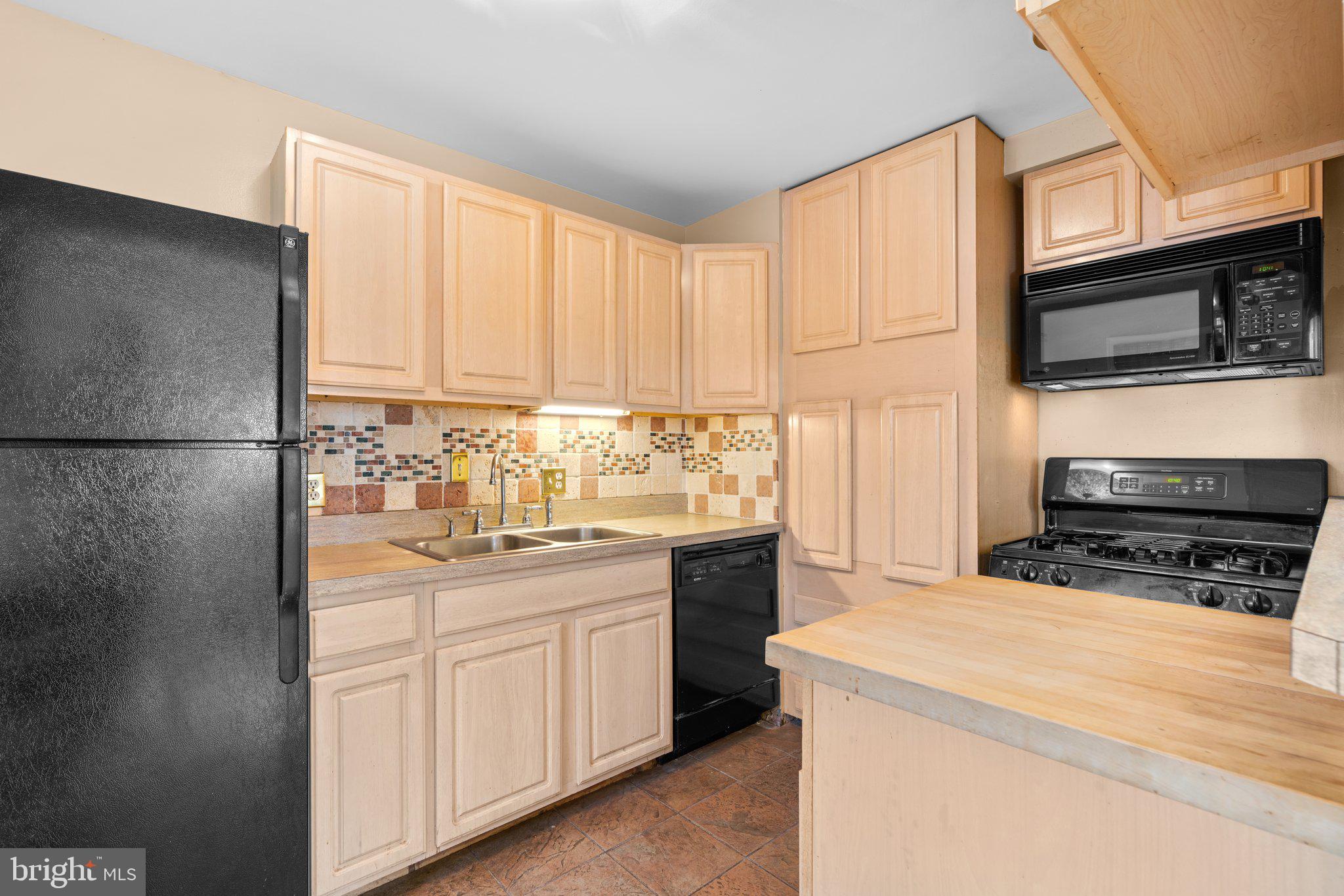 CONN AVE PARK - Residential