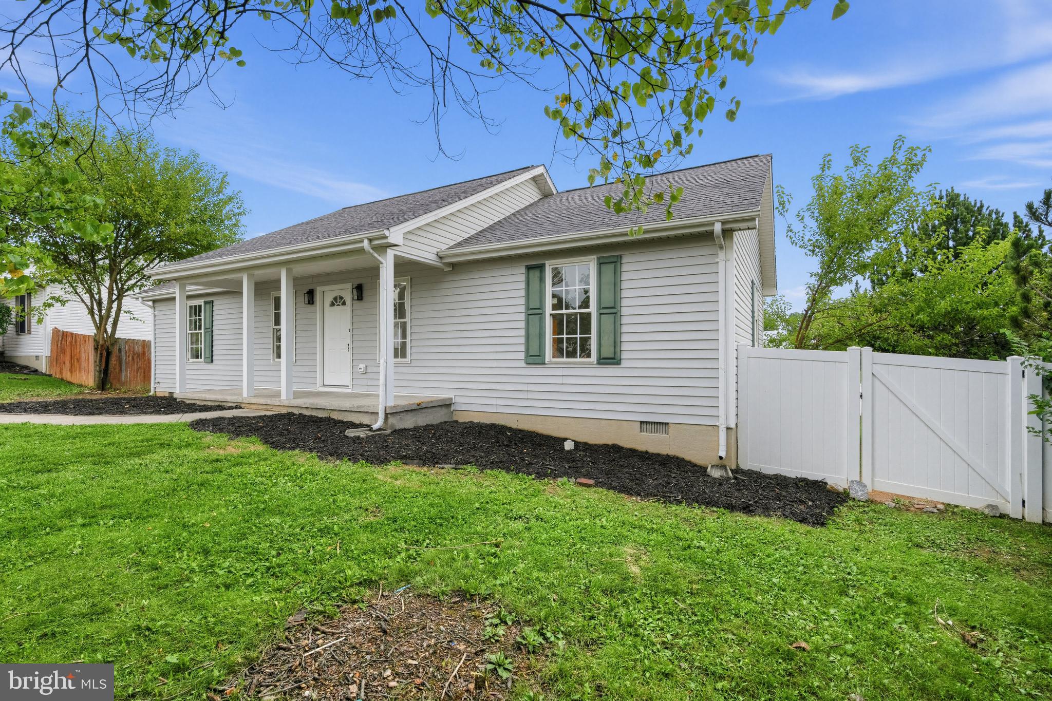 72 SOMERSET DRIVE