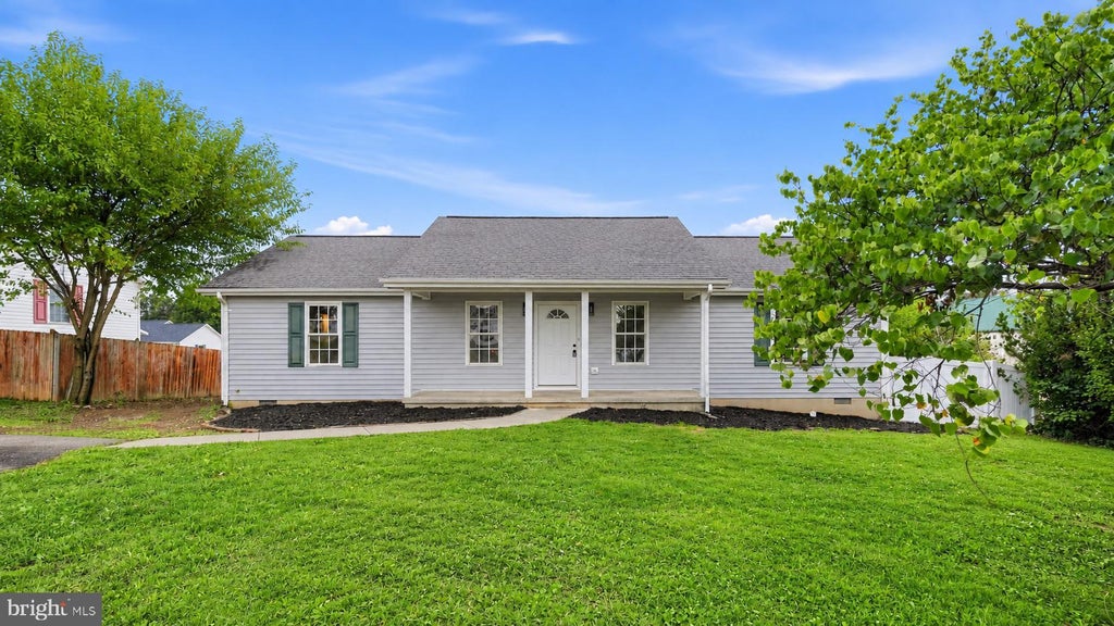 Photo of 72 Somerset Drive, WEYERS CAVE, VA 24486 (MLS # VAAG2002906)