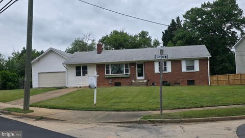 Photo of 1731 Westmoreland Street, MCLEAN, VA 22101 (MLS # VAFX2314190)