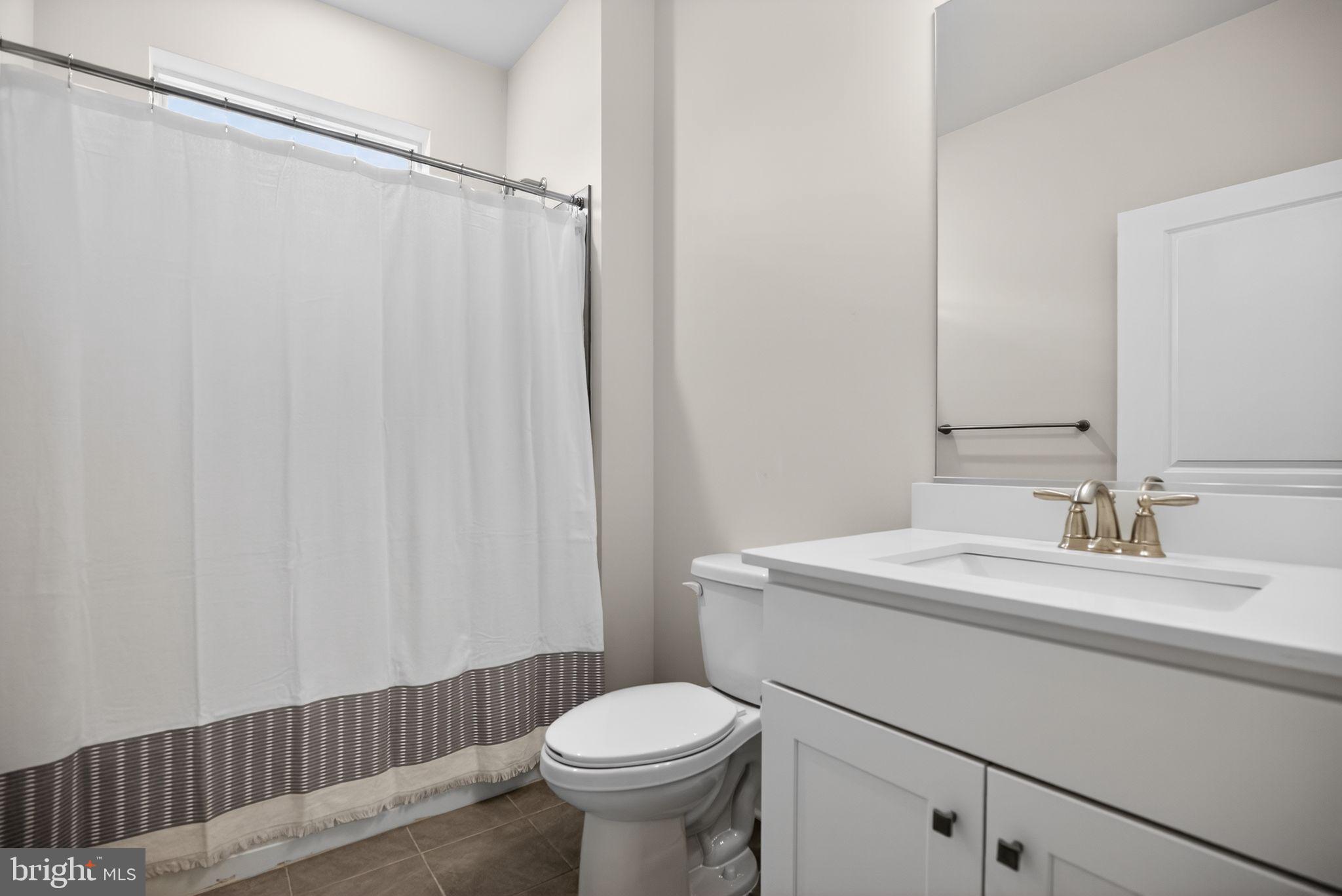 103 CONGRESSIONAL COURT